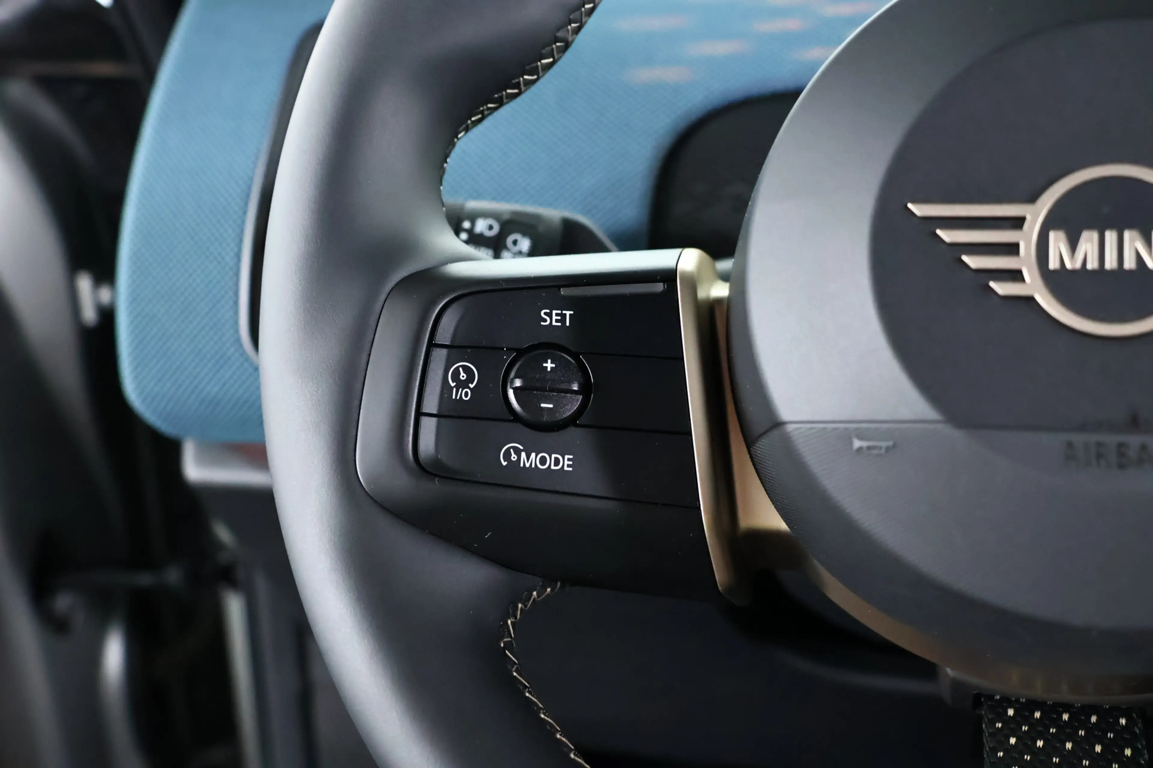 MINI Countryman E Favoured 66.5 kWh Panorama / Navi / CarPlay / ACC — photo 20