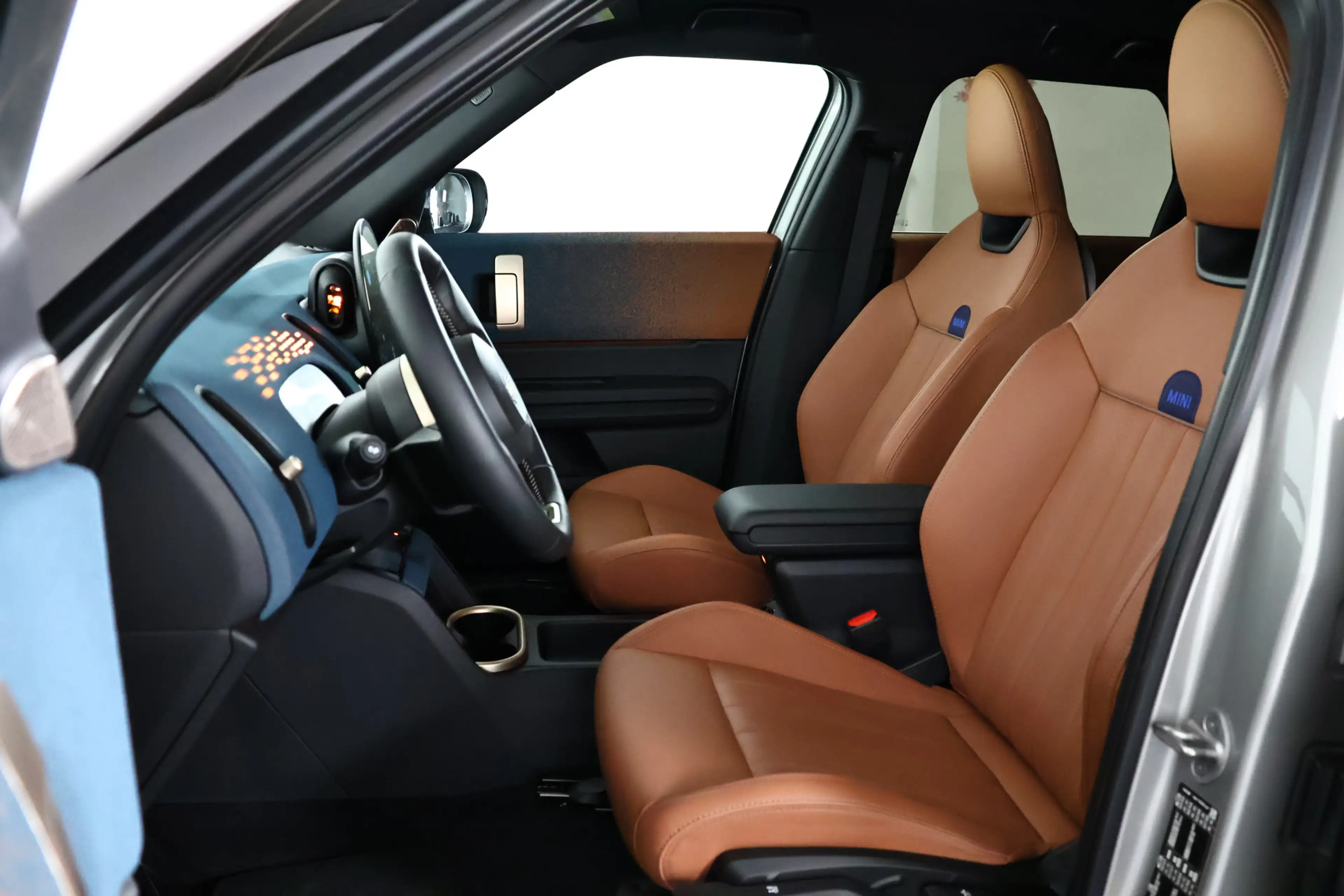 MINI Countryman E Favoured 66.5 kWh Panorama / Navi / CarPlay / ACC — photo 13