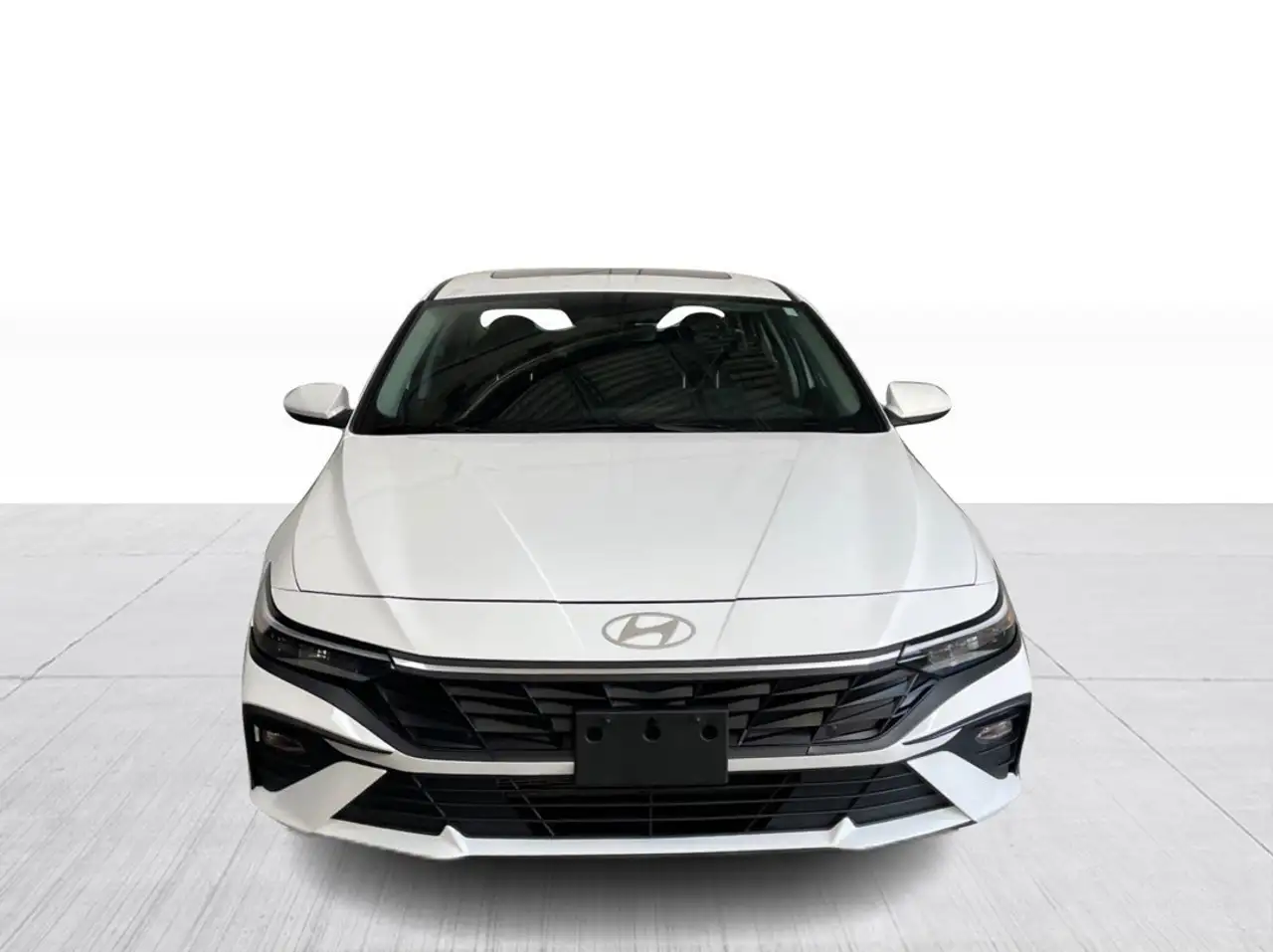 Hyundai ELANTRA fotografie Hyundai ELANTRA