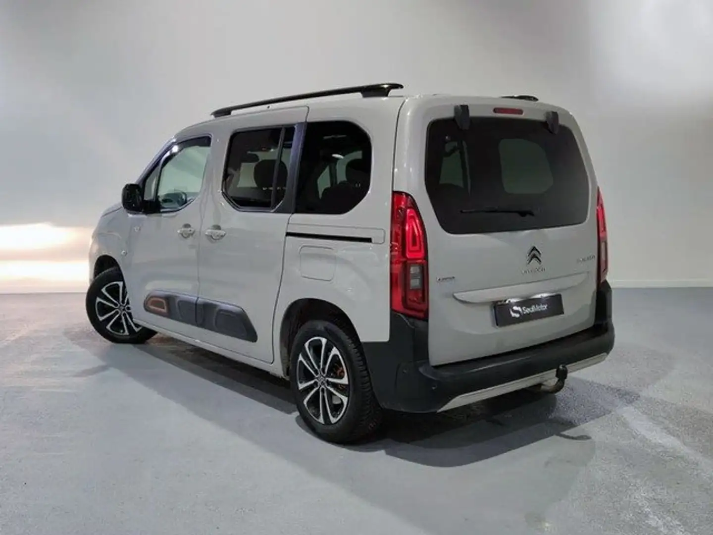 Citroen Berlingo BlueHDi S&S Talla XL Shine 130 Gris - 2