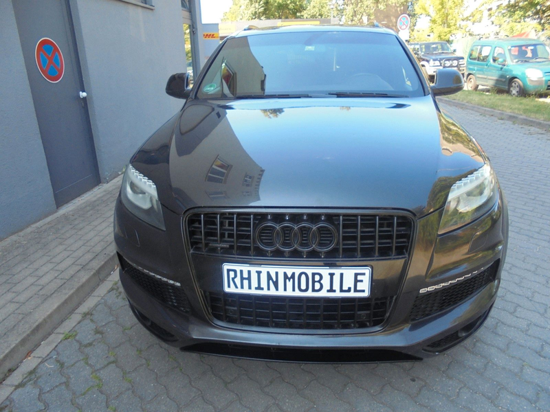 Audi Q7 3.0 TDI / quattro/ original S-LINE/