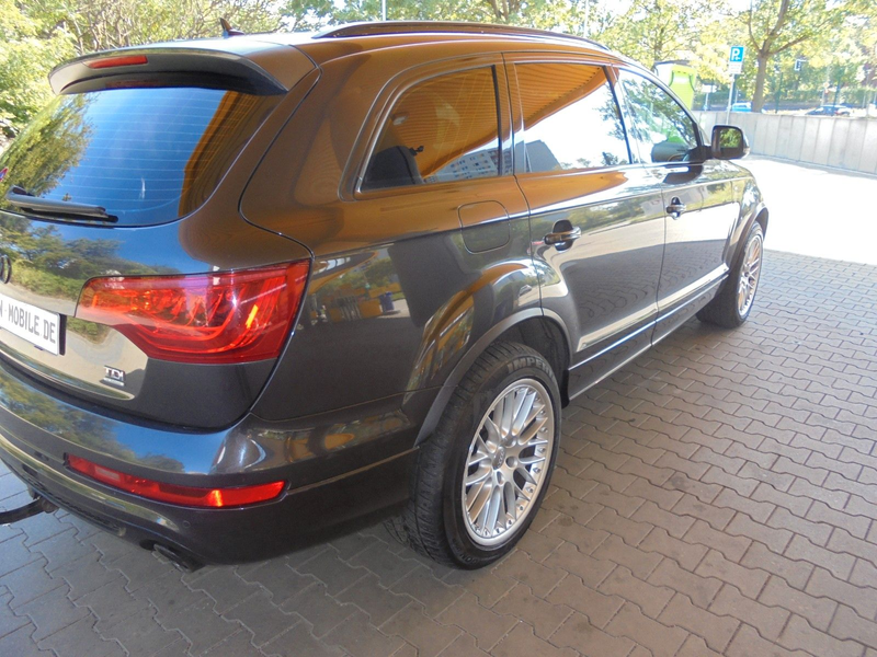 Audi Q7 3.0 TDI / quattro/ original S-LINE/ — photo 9