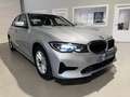 BMW 318 318dA Grau - thumbnail 1