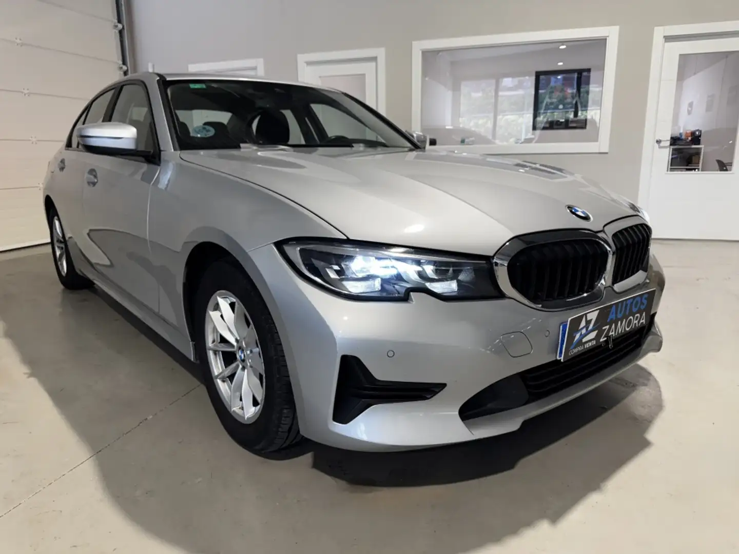 BMW 318 318dA Gris - 1