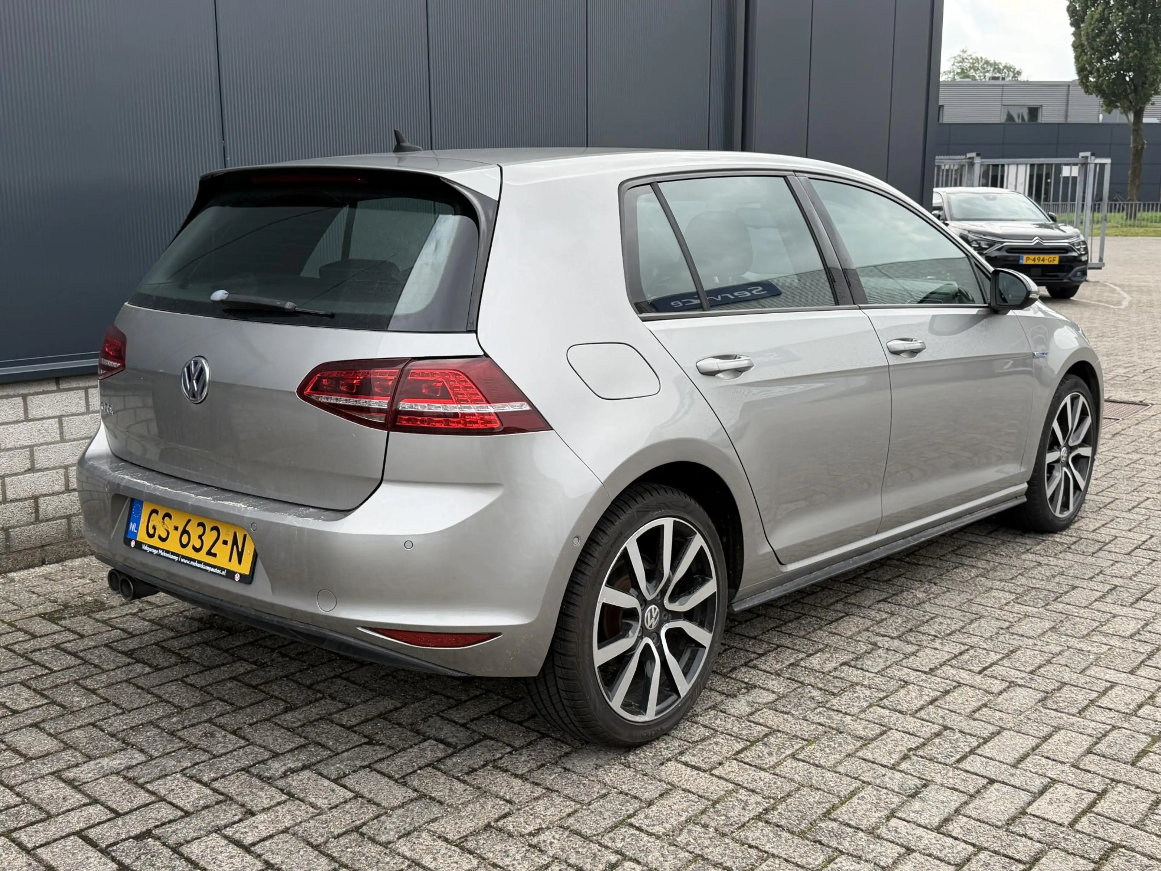 Volkswagen Golf GTE 1.4 TSI 18"/SOH 94%/Trekhaak/Stoelverwarming/Parke — photo 2