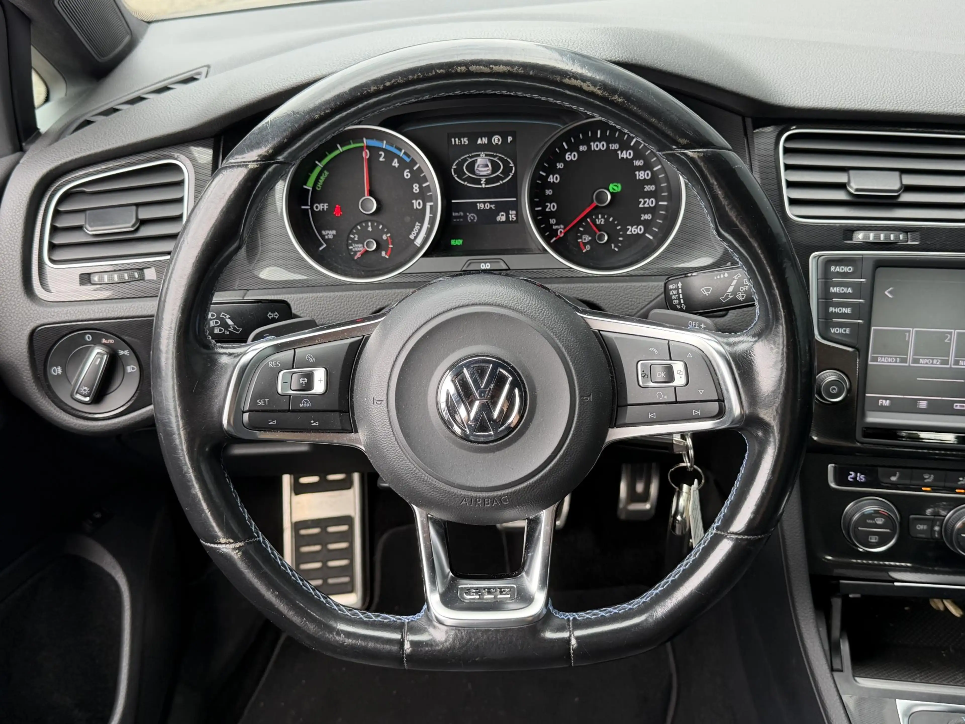 Volkswagen Golf GTE 1.4 TSI 18"/SOH 94%/Trekhaak/Stoelverwarming/Parke — photo 5