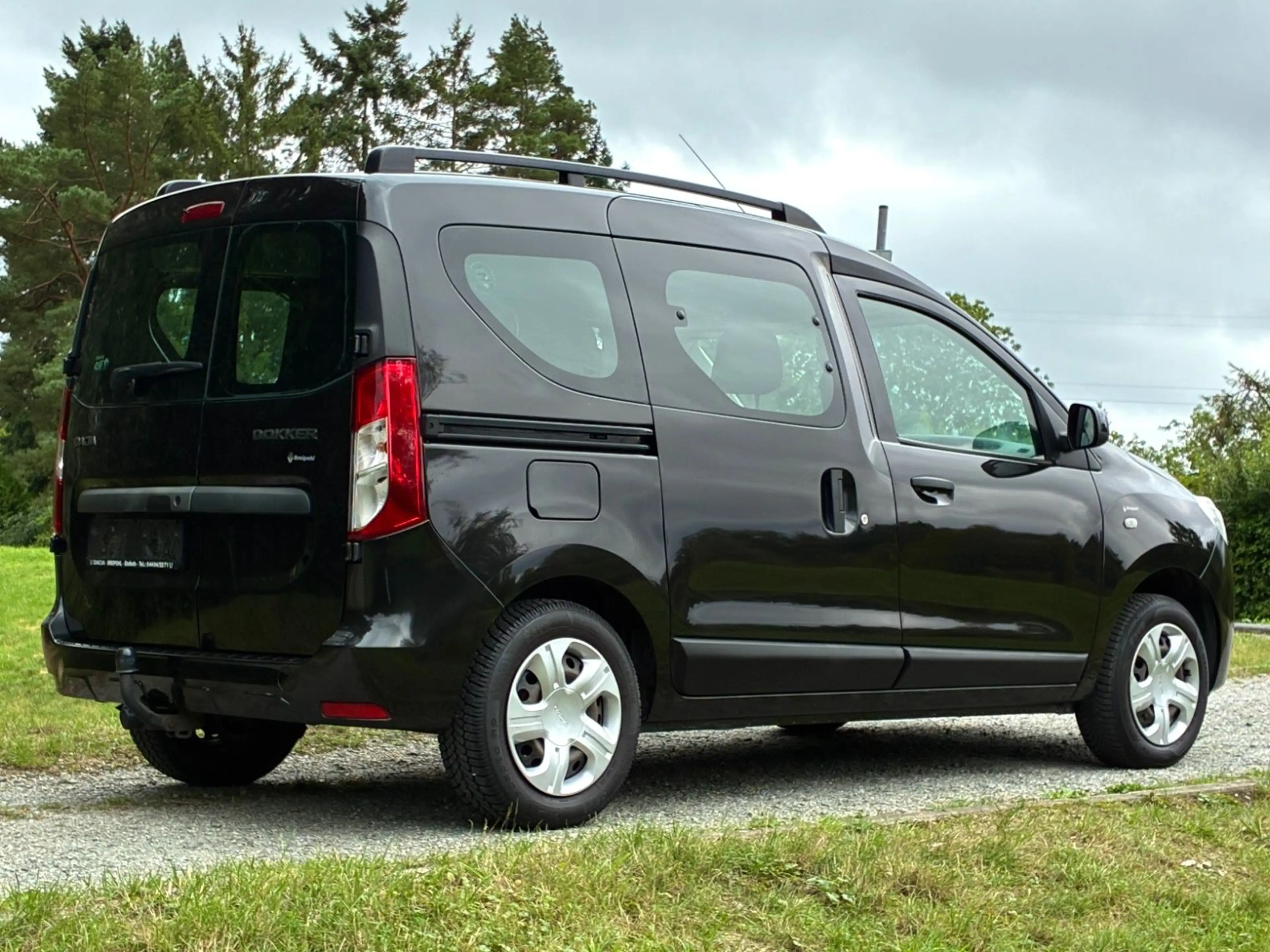 Dacia Dokker 1.2l Laureate Tüv=08/27! 55T-Km! 1.Hand! — photo 6