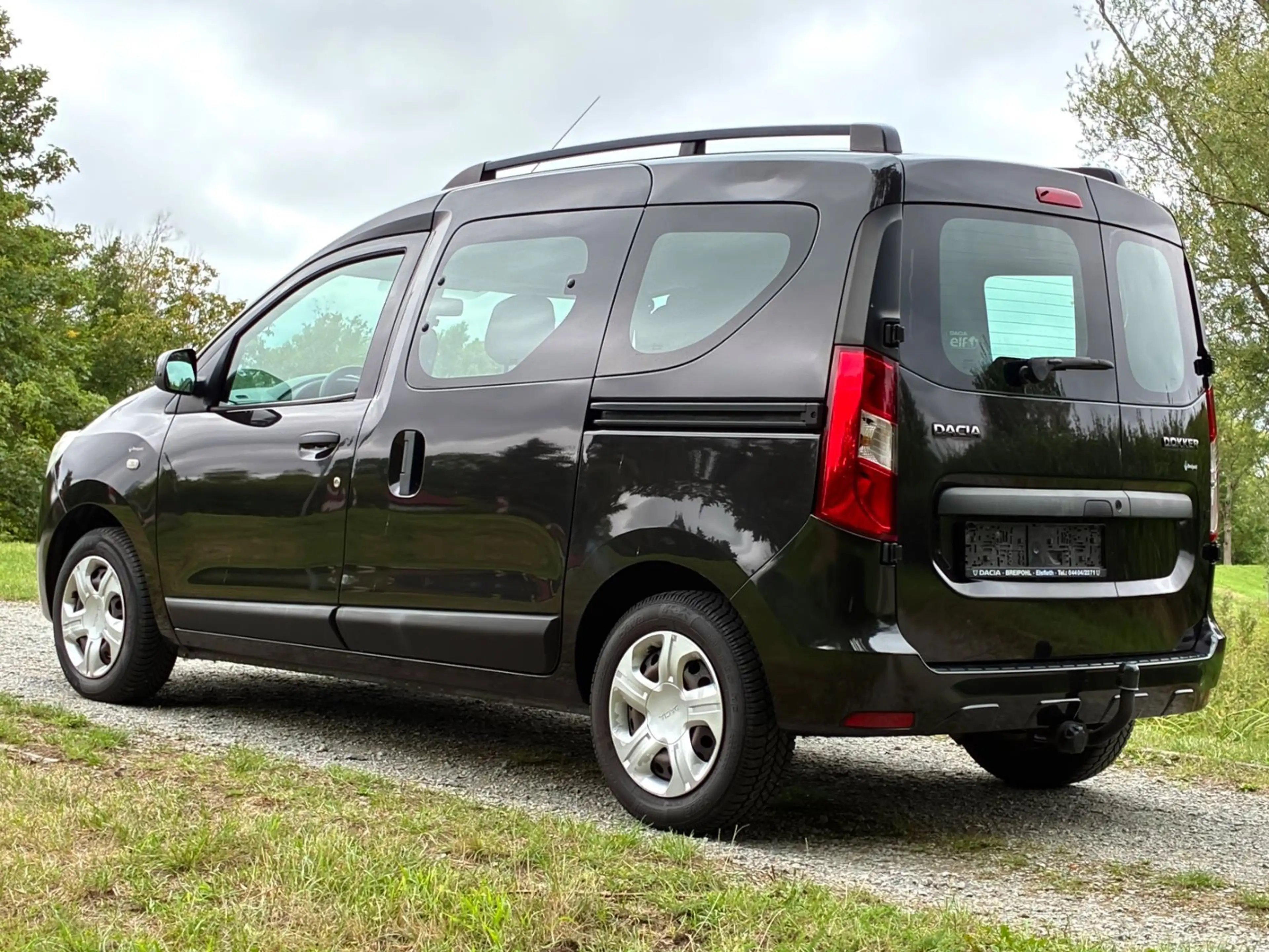 Dacia Dokker 1.2l Laureate Tüv=08/27! 55T-Km! 1.Hand! — photo 4