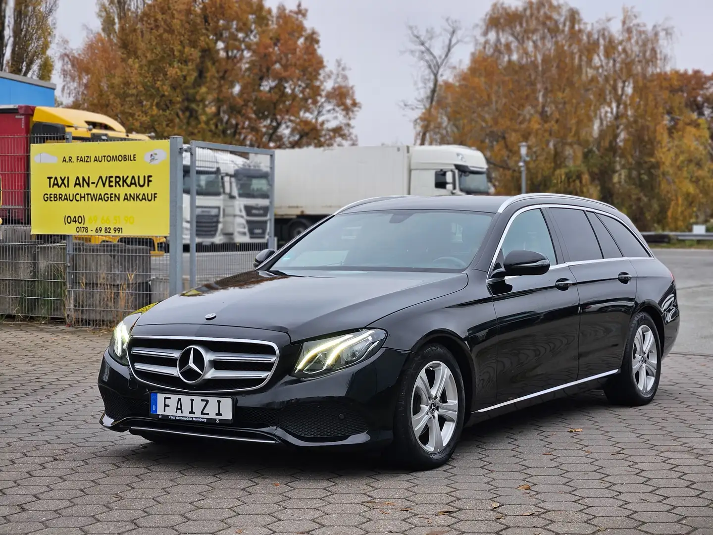 Mercedes-Benz E 200 E 200 d 9G-TRONIC Avantgarde Schwarz - 1
