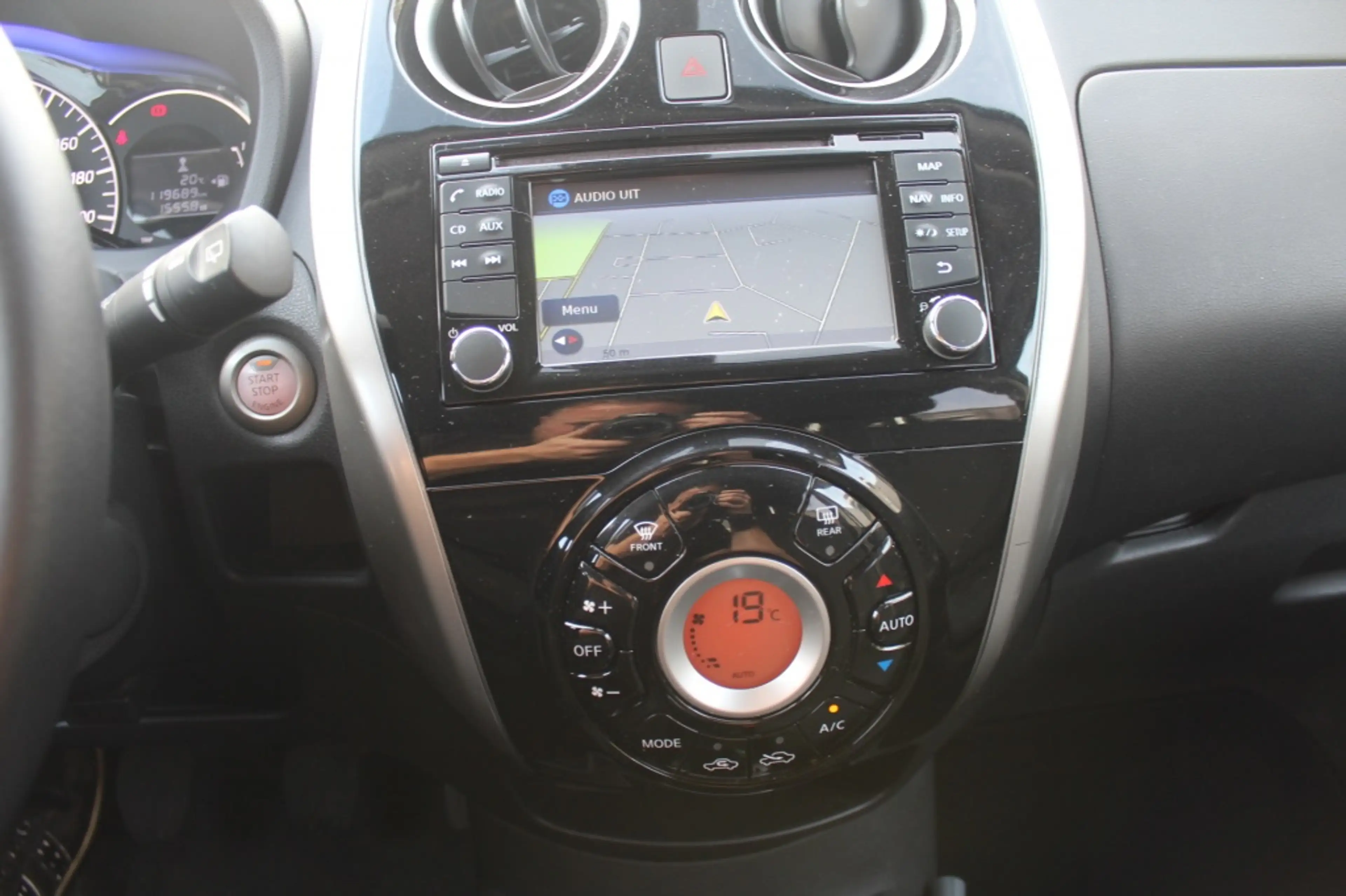 Nissan Note 1.2 Connect Edition — photo 15