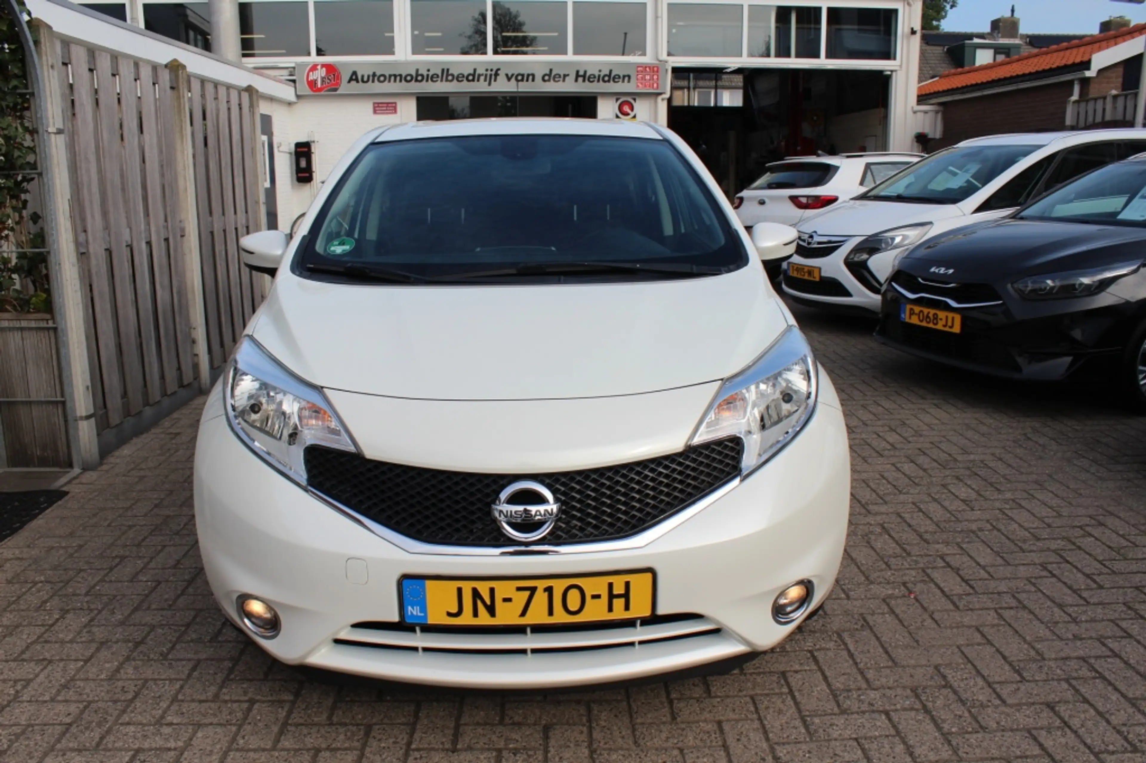 Nissan Note 1.2 Connect Edition — photo 8