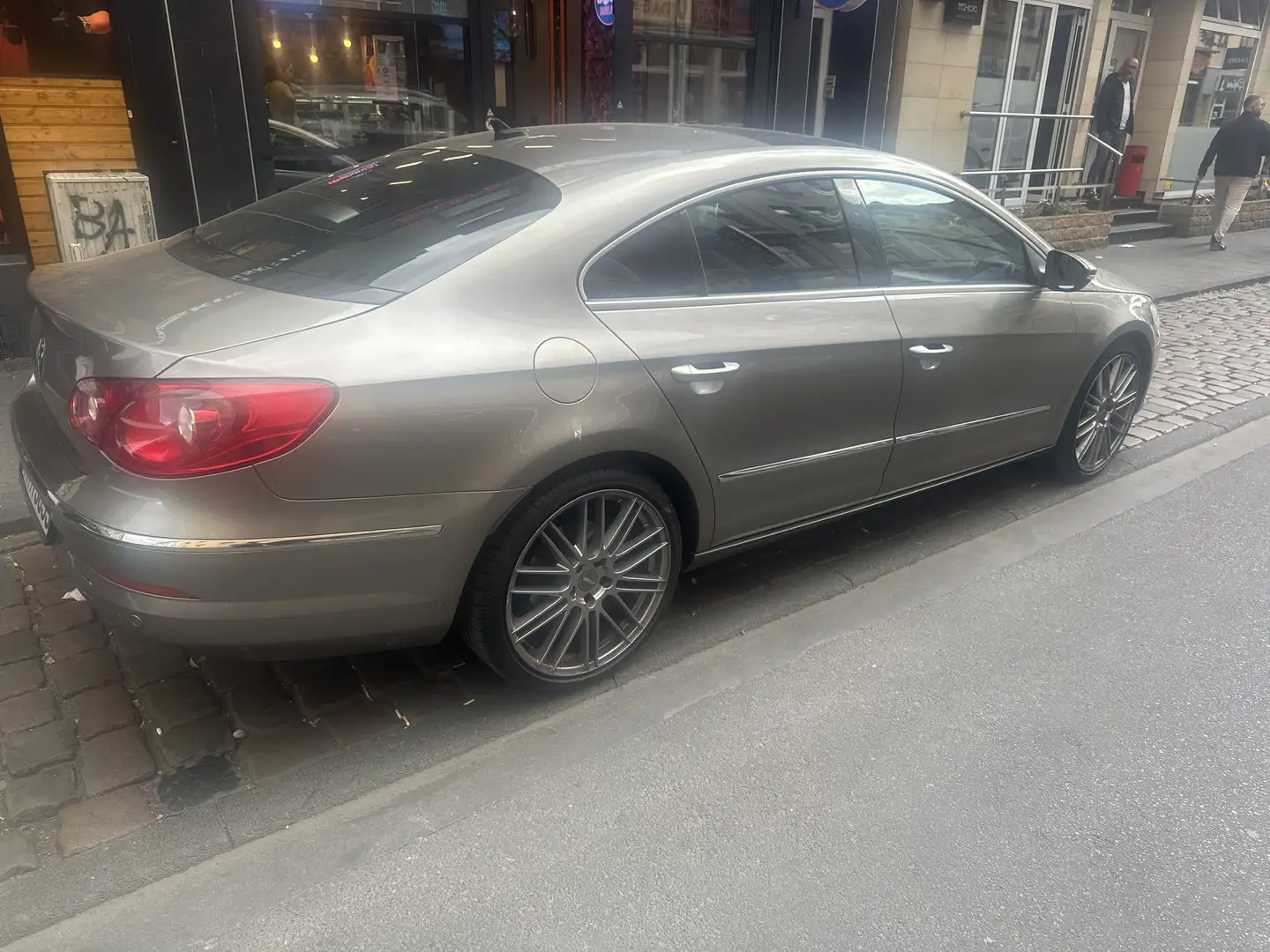 Volkswagen Passat CC 2.0 TDI DSG Individual - 2