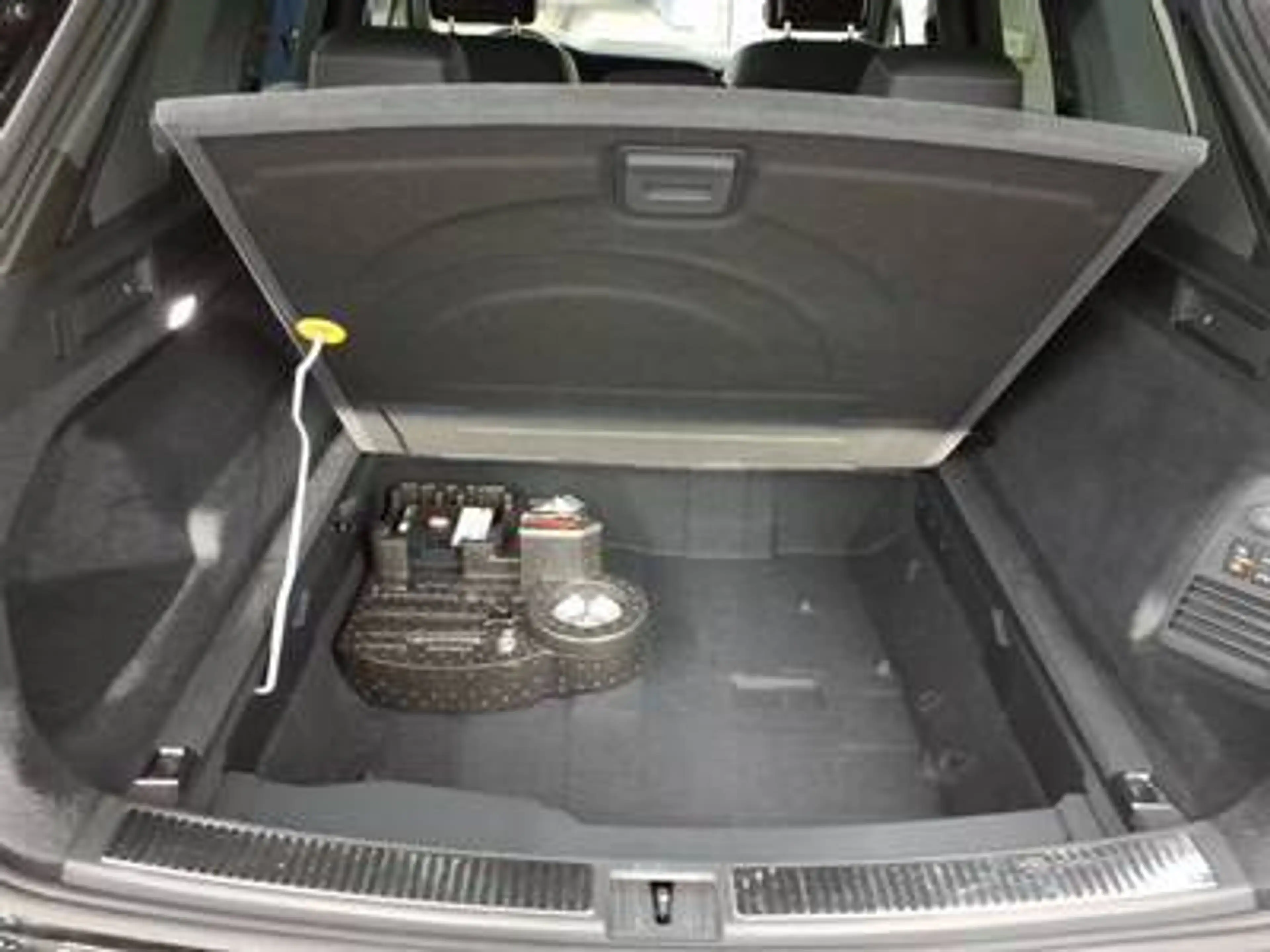 Volkswagen Touareg R-LINE 3.0TDI 231PS NP.101T ACC.AHK.STHZG.KAMERA.N — photo 8