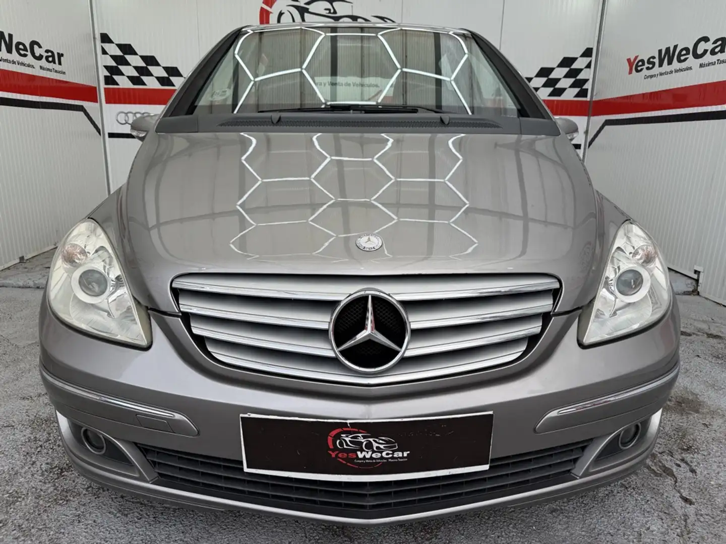 Mercedes-Benz B 180 180CDI Beige - 2