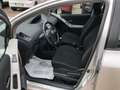 Toyota Yaris 1.3 5 porte Sol OK NEOPATENTATI Grau - thumbnail 5