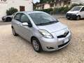 Toyota Yaris 1.3 5 porte Sol OK NEOPATENTATI Grau - thumbnail 2
