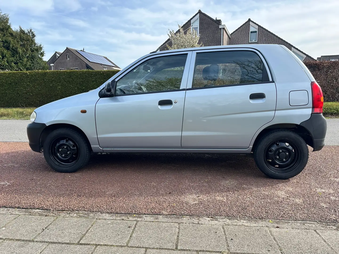 Suzuki Alto 1.1 GL Gris - 2