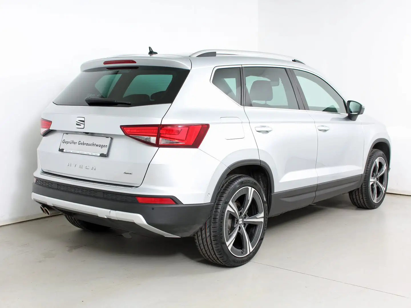 SEAT Ateca Xcellence 1.5 TSI ACT DSG 4Drive Argento - 2