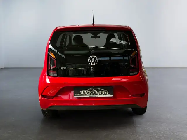 Volkswagen up! view 5