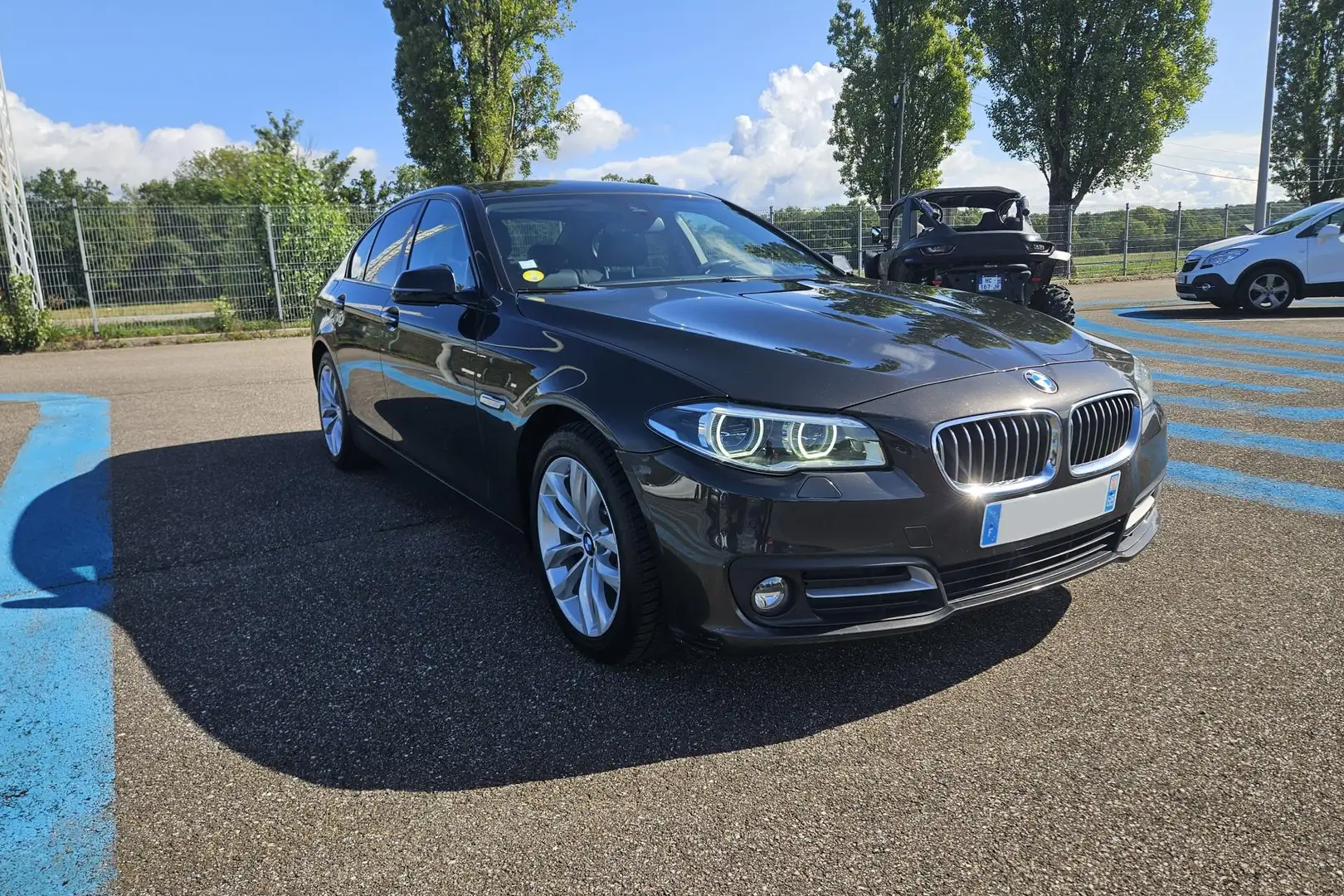 BMW 520 520d xDrive Executive - BVA  BERLINE F10 LCI 520d xDrive PHASE 2 Zwart - 2