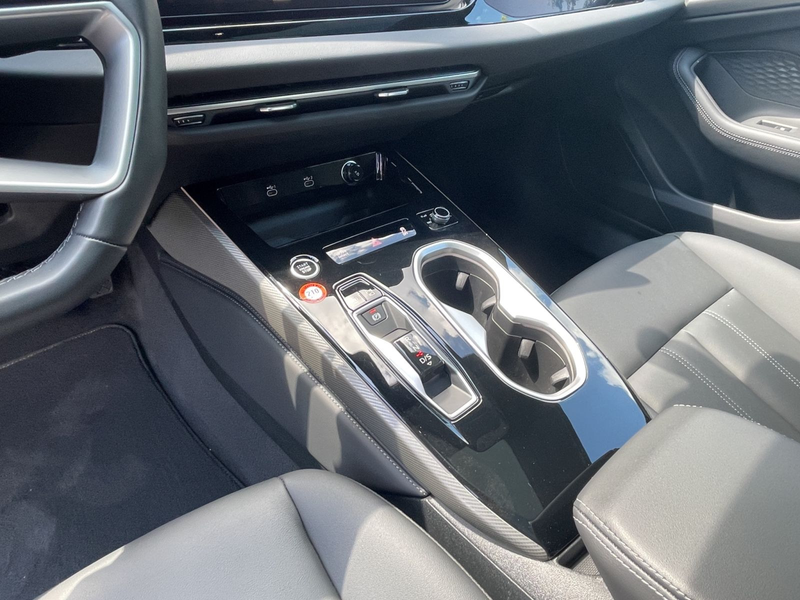 Audi A6 TDI quattro Matrix B&O Pano HuD 360° — photo 14