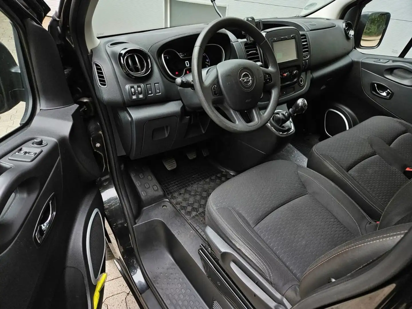 Opel Vivaro 29 1.6 BiTurbo 145CV S&S L2 H1 Combi Noir - 2