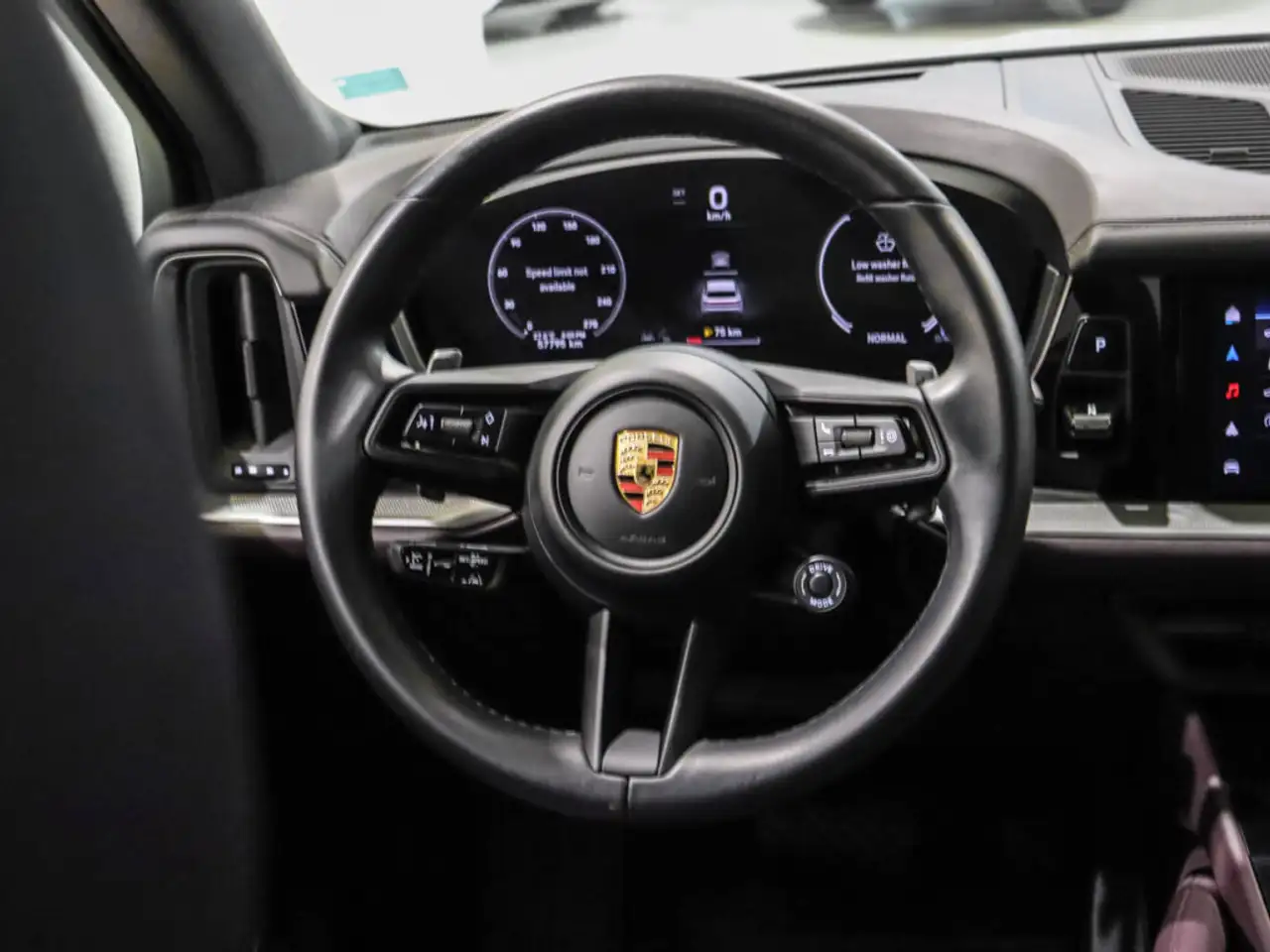 Porsche Cayenne снимка Porsche Cayenne