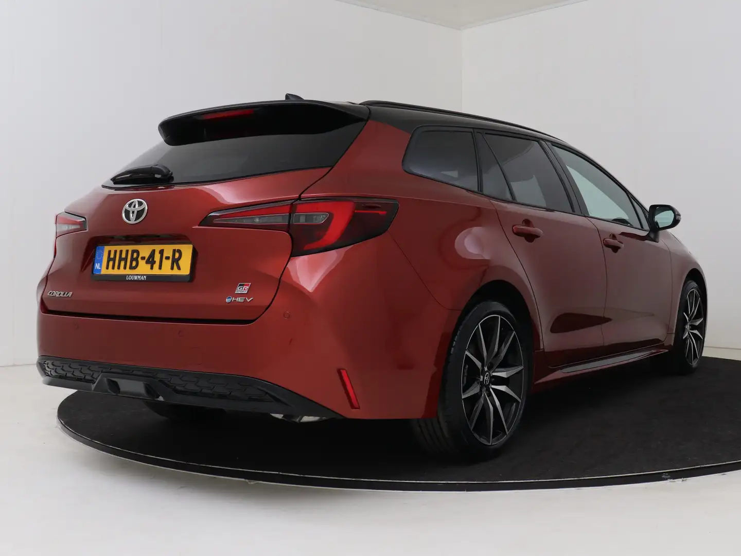 Toyota Corolla Touring Sports Hybrid 140 GR Sport Plus Pack Brun - 2
