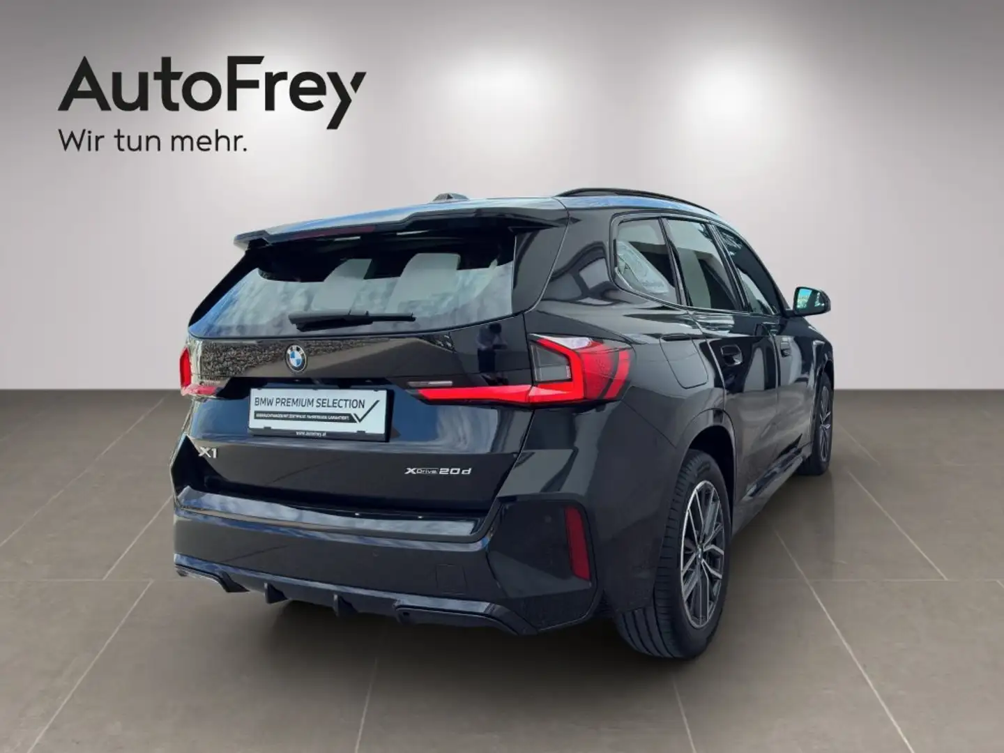 BMW X1 xDrive20d Schwarz - 2