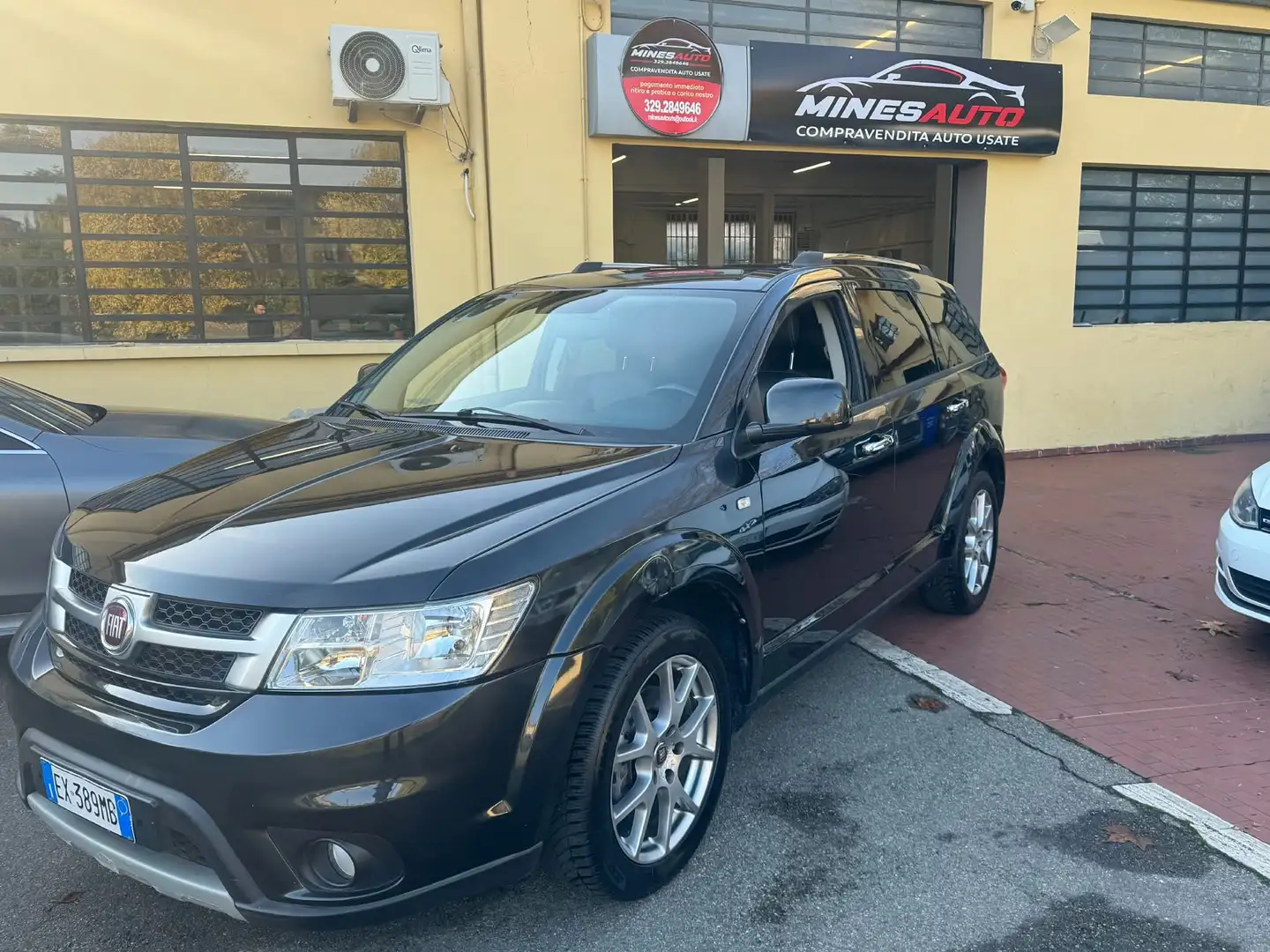 Fiat Freemont Freemont 2.0 mjt 16v Cross 4x4 170cv auto Noir - 1