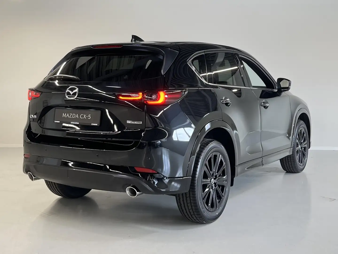 Mazda CX-5 2.0 e-SkyActiv-G M Hybrid 165 Homura | Automaat | Zwart - 2