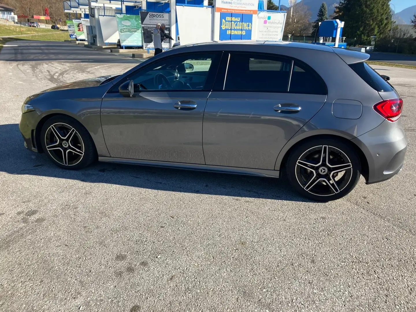 Mercedes-Benz A 200 AMG Grau - 2