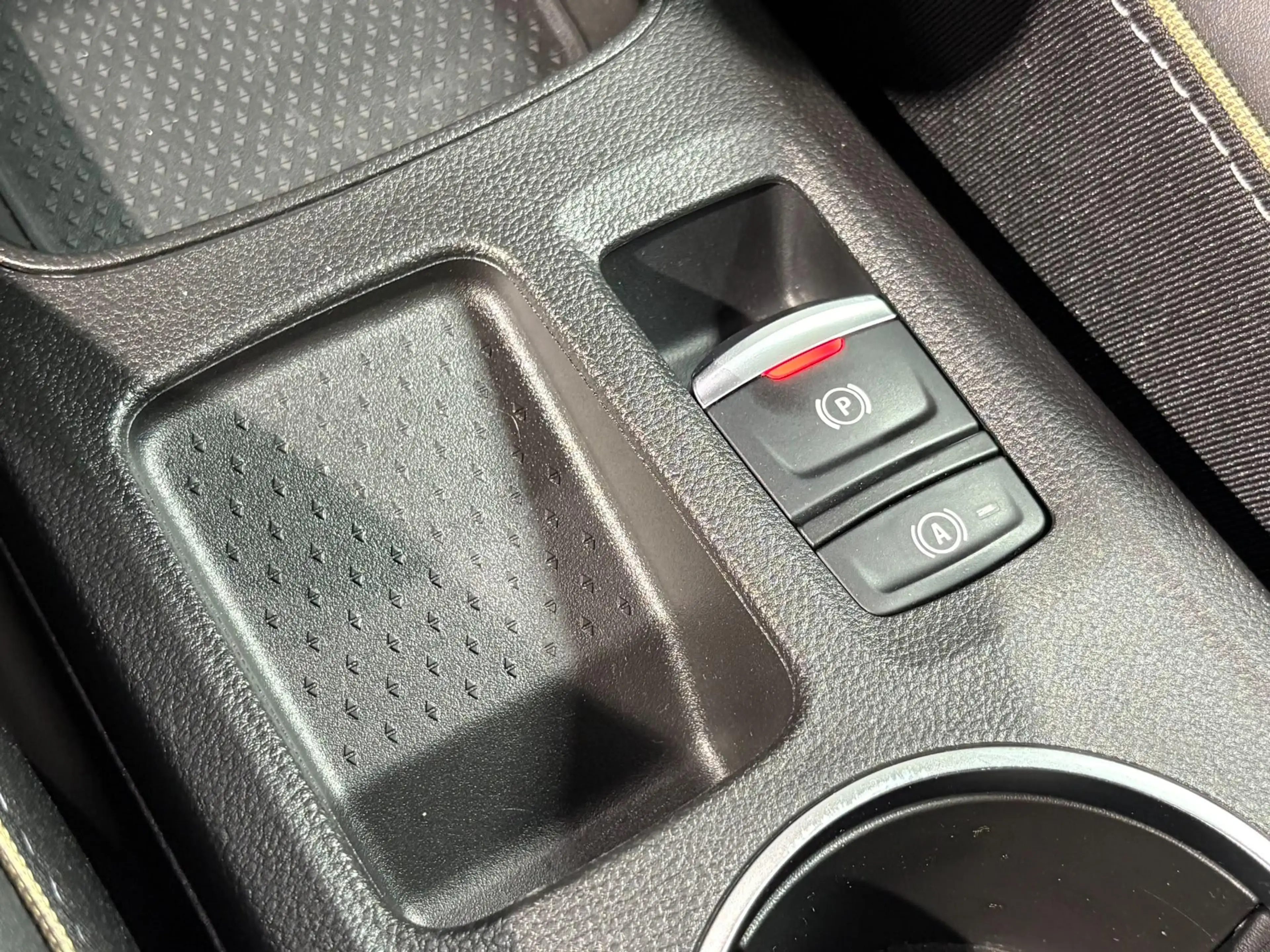 Renault Symbioz 1.6 E-Tech full hybrid 145 iconic | Navigatie | St — photo 19