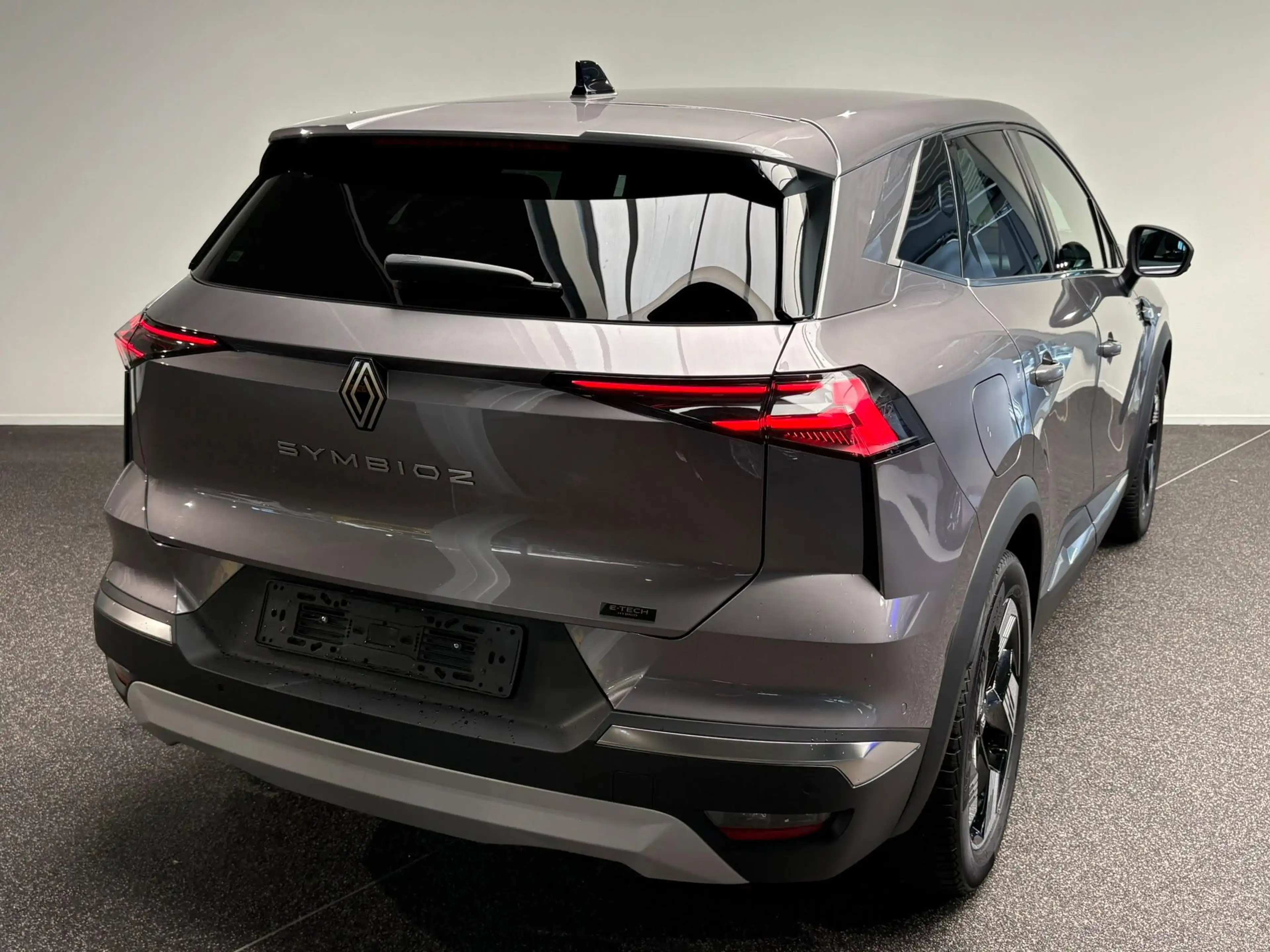 Renault Symbioz 1.6 E-Tech full hybrid 145 iconic | Navigatie | St — photo 2