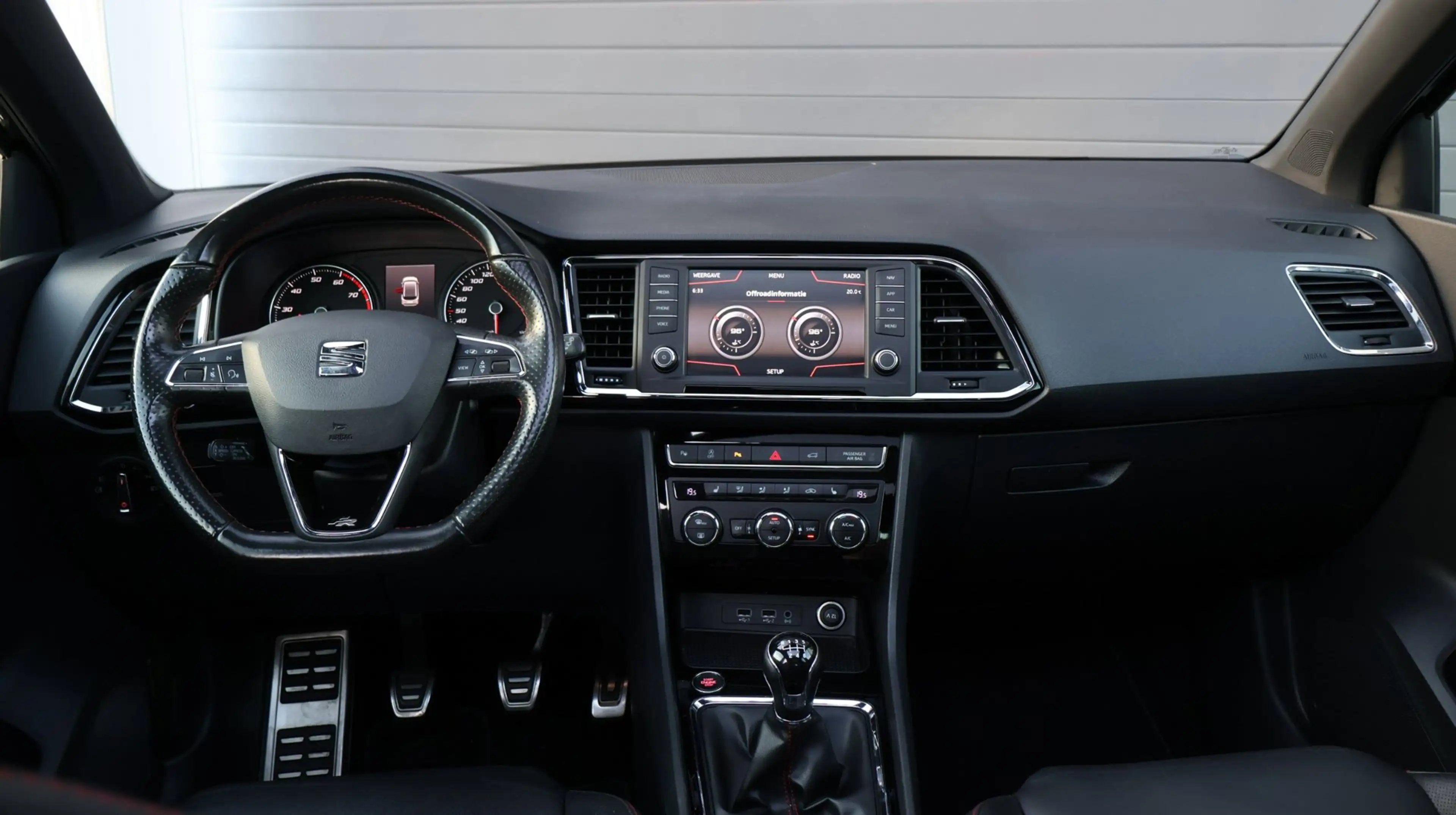 SEAT Ateca 1.5 TSI FR Business Intense Pano/Led/360 Camera/Le — photo 7