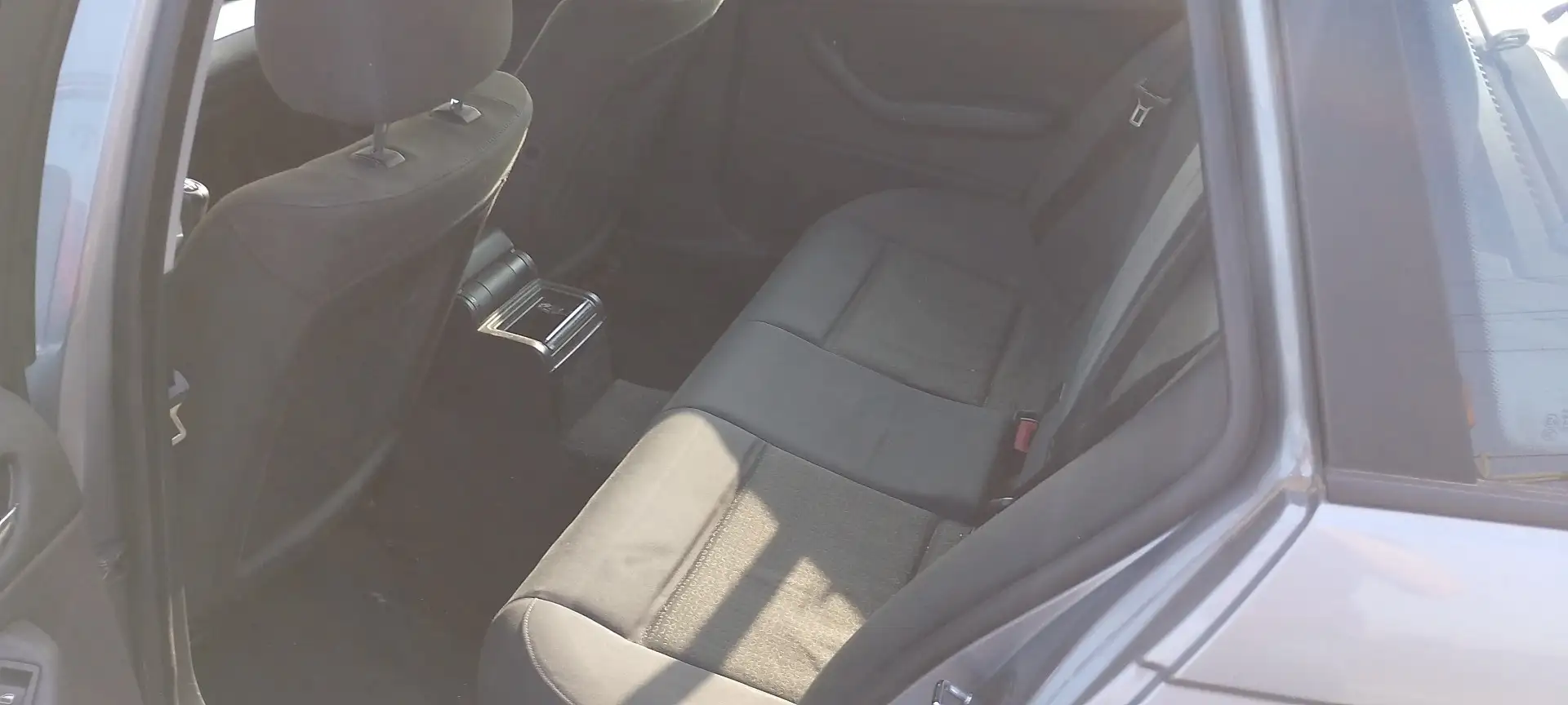 BMW 320 320d Touring Eletta 150cv 6m - 1