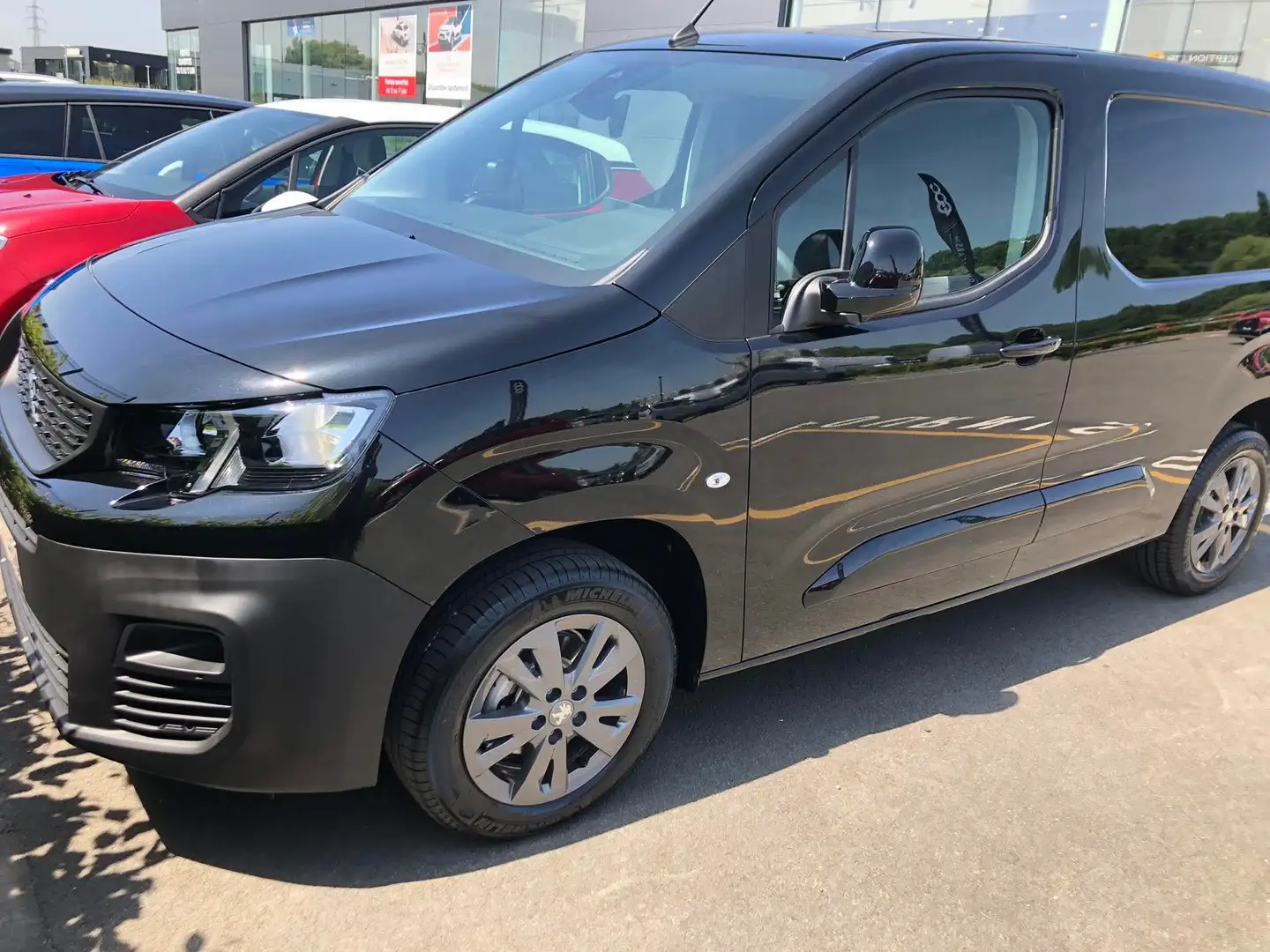 Peugeot Partner Partner 1.5 Blue HDi Allure Noir - 1