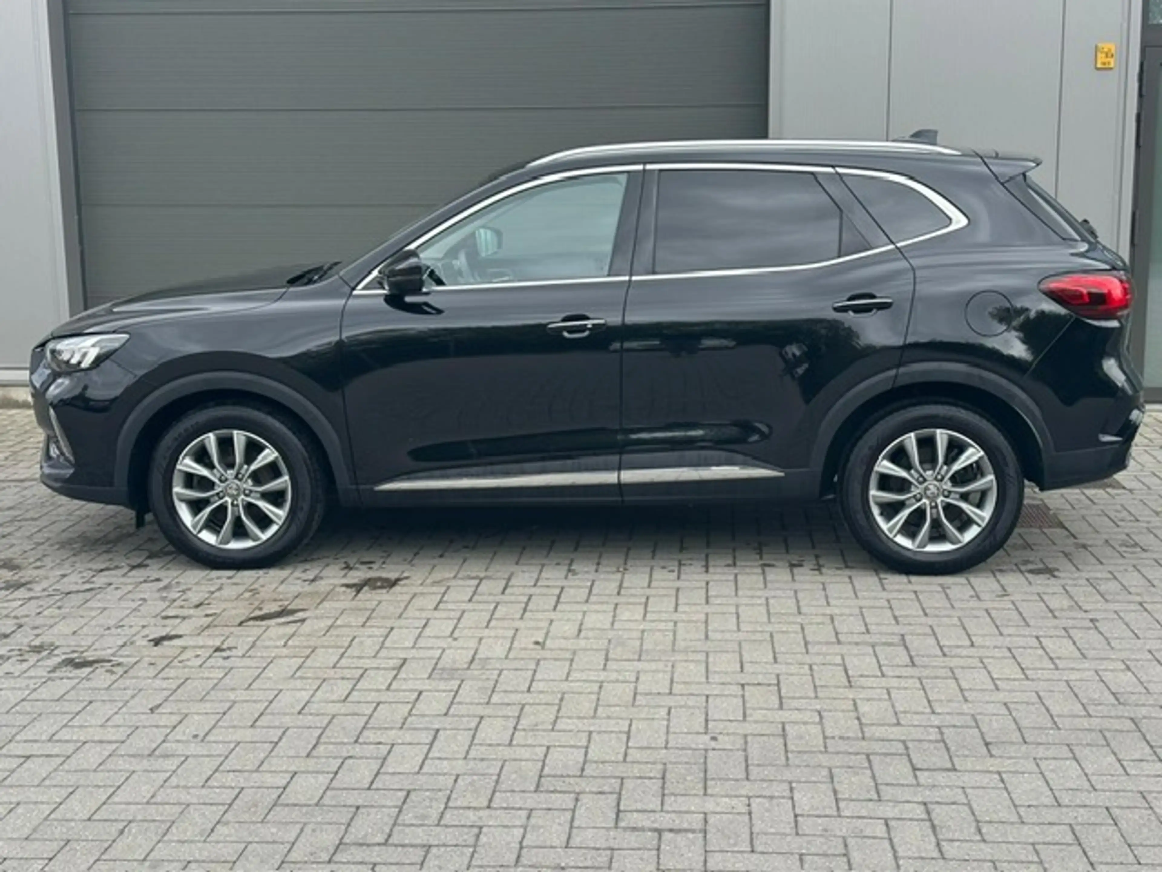MG HS HS 1.5 T-GDi Luxury DCT — photo 2