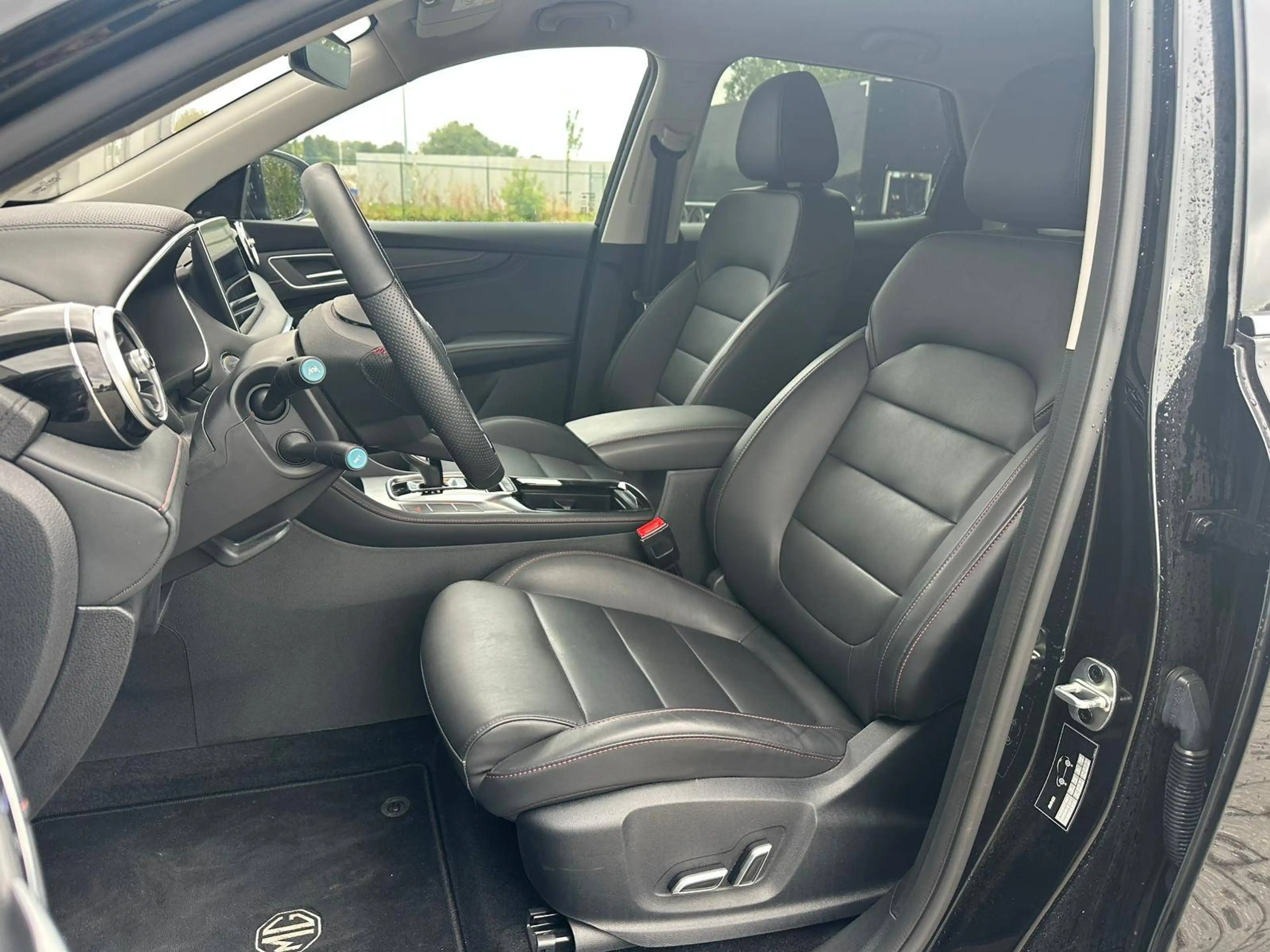 MG HS HS 1.5 T-GDi Luxury DCT — photo 11