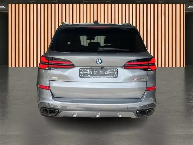 BMW X5 M view 29