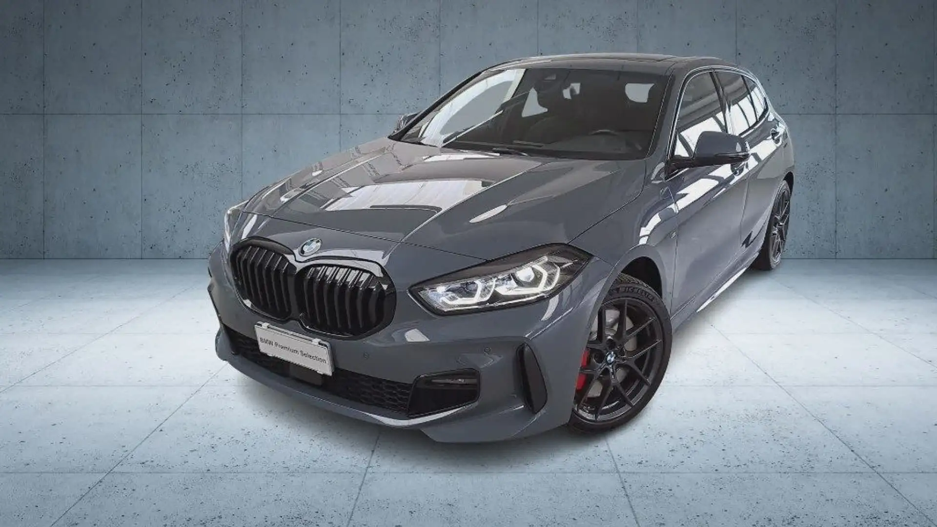 BMW 118 d 5p. Msport Aut. + Tetto apr. Grigio - 1