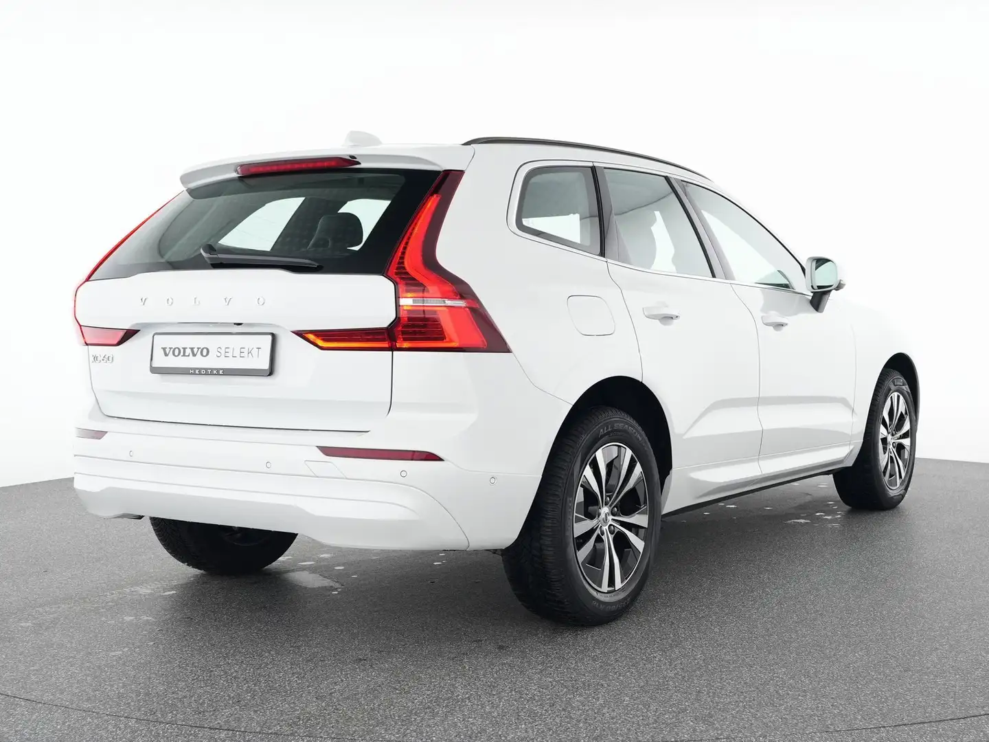 Volvo XC60 B4 Diesel Momentum Pro 18"+VOLL-LED+ACC+360 Blanco - 2
