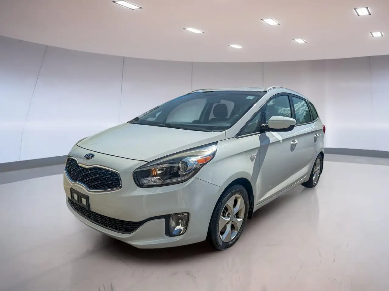 2014 Kia Rondo