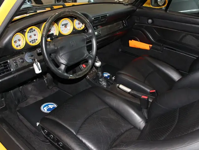 Porsche 993 view 9