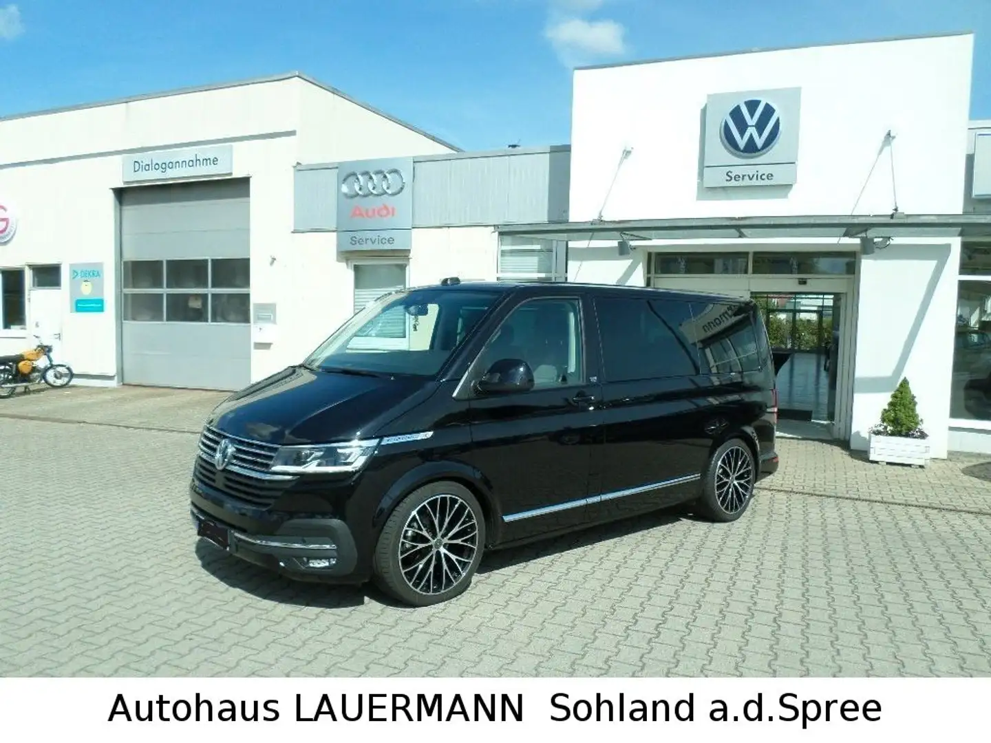 Volkswagen T6 Multivan T6.1 Multivan Generation Six 2.0 TDI DSG 150 PS Чорний - 1