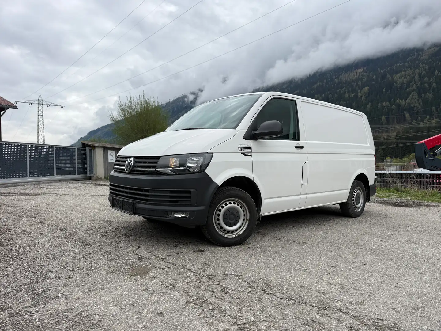 Volkswagen T6 Transporter 2.0TDI DSG Weiß - 1