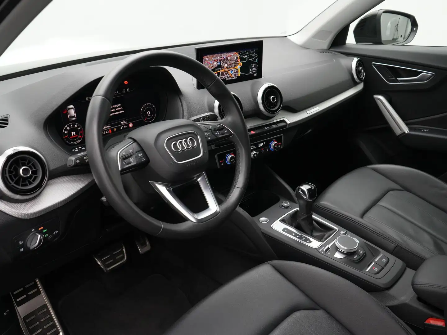 Audi Q2 35 TFSI 150 pk S-tronic S Edition | LED | Achterui Zwart - 2