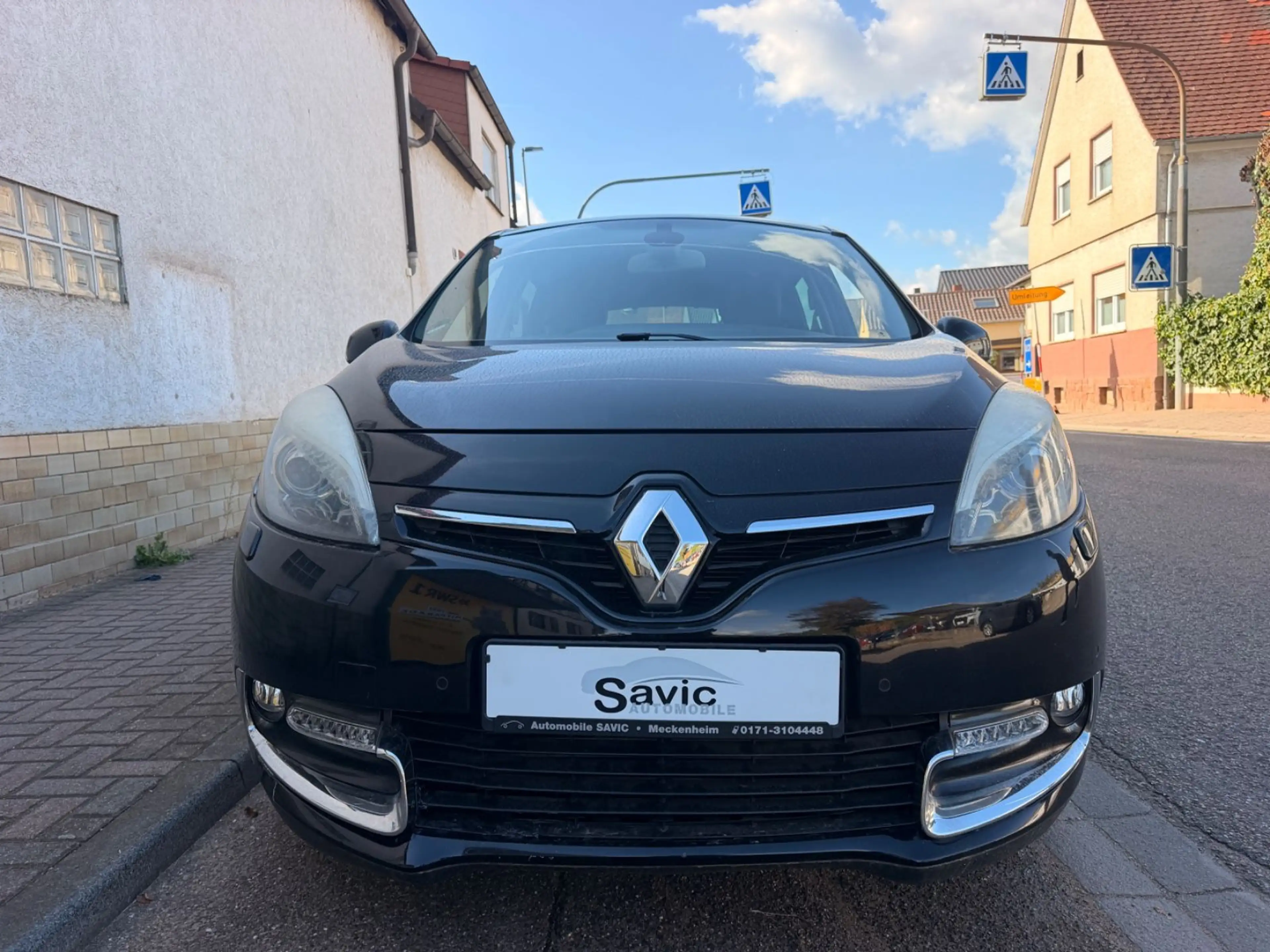Renault Scenic III Xmod BOSE Edition 1.5 dci Automatik — photo 2
