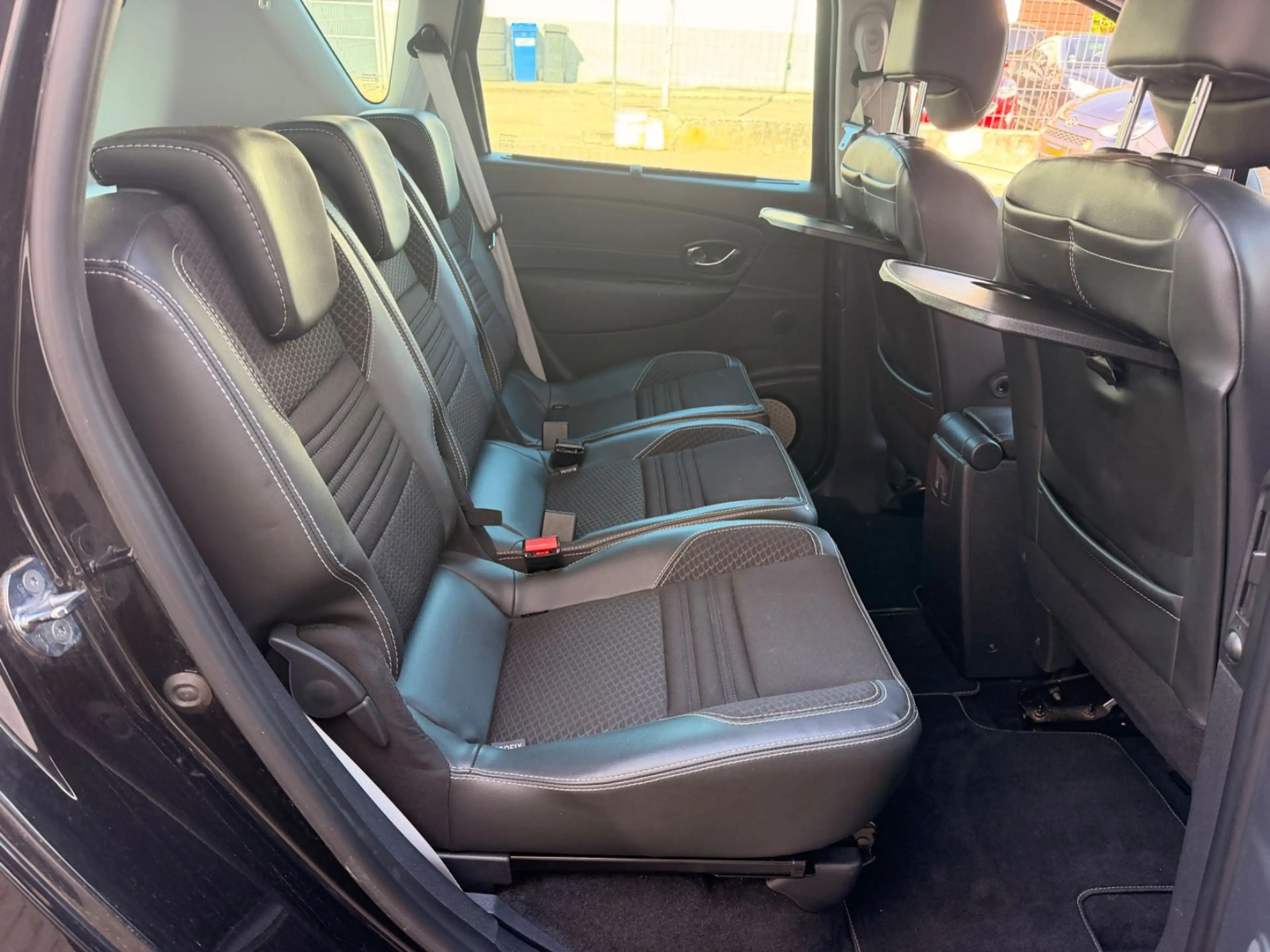 Renault Scenic III Xmod BOSE Edition 1.5 dci Automatik — photo 8