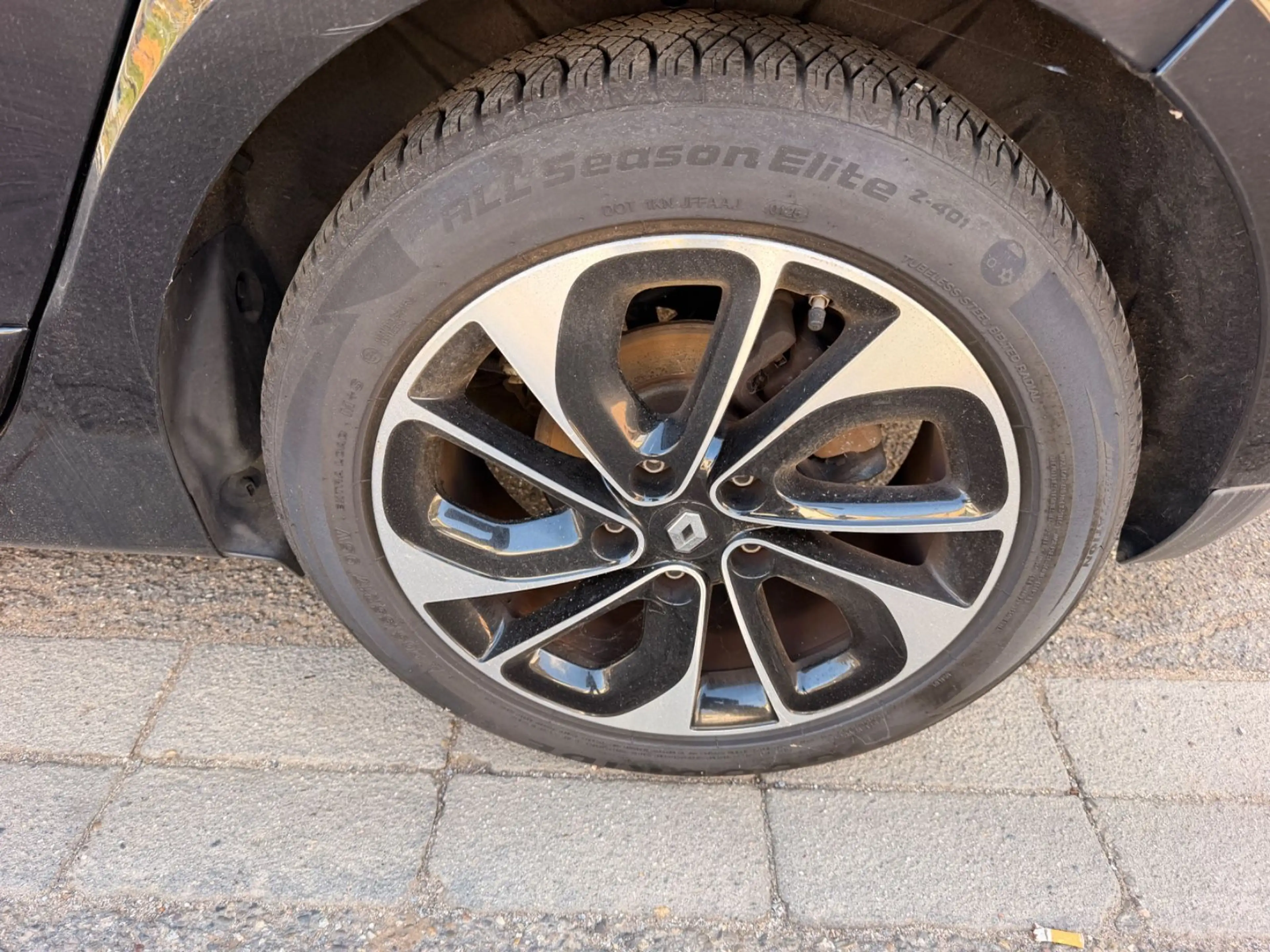 Renault Scenic III Xmod BOSE Edition 1.5 dci Automatik — photo 15